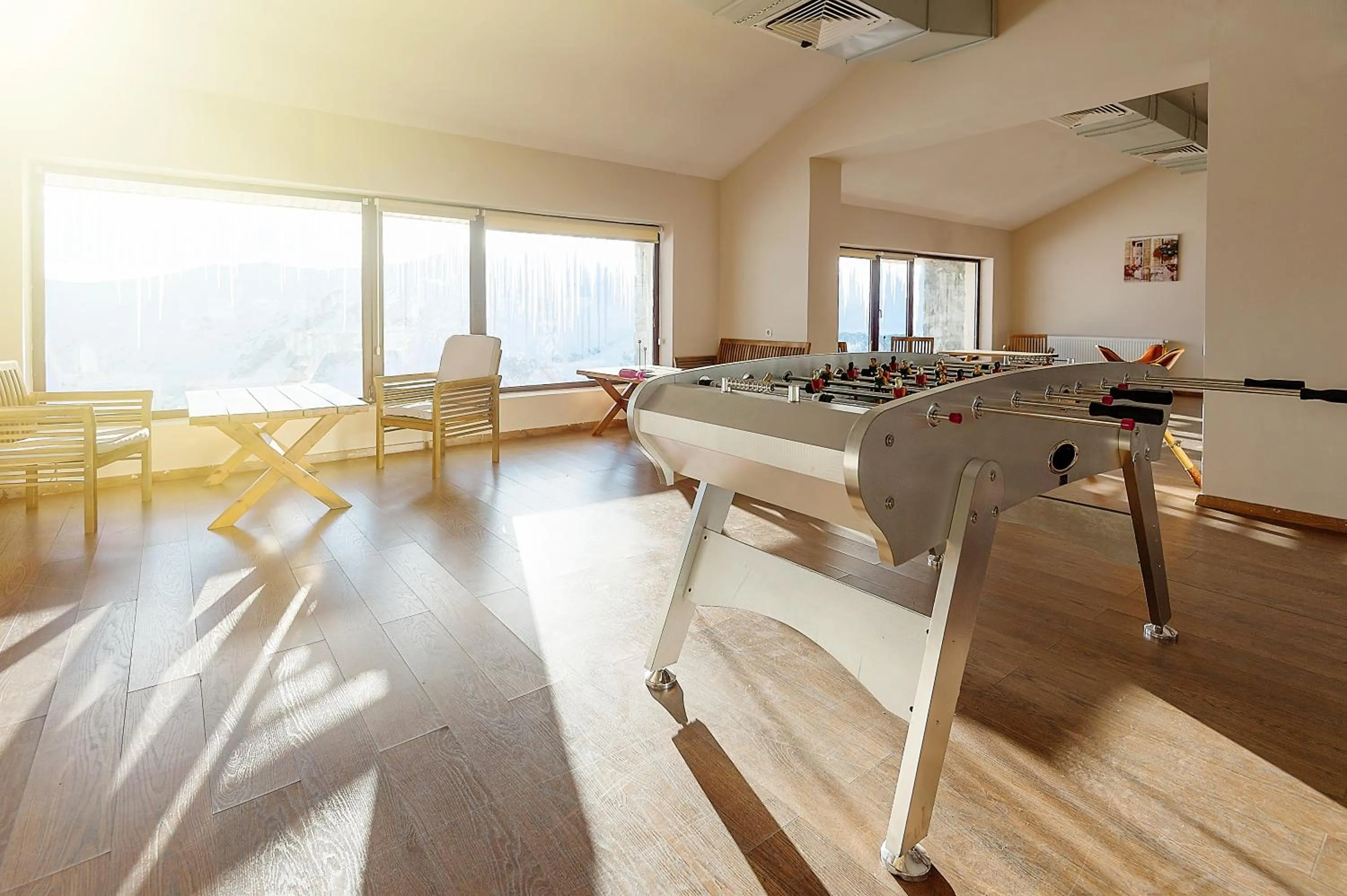 Game Room in Monte Hotel