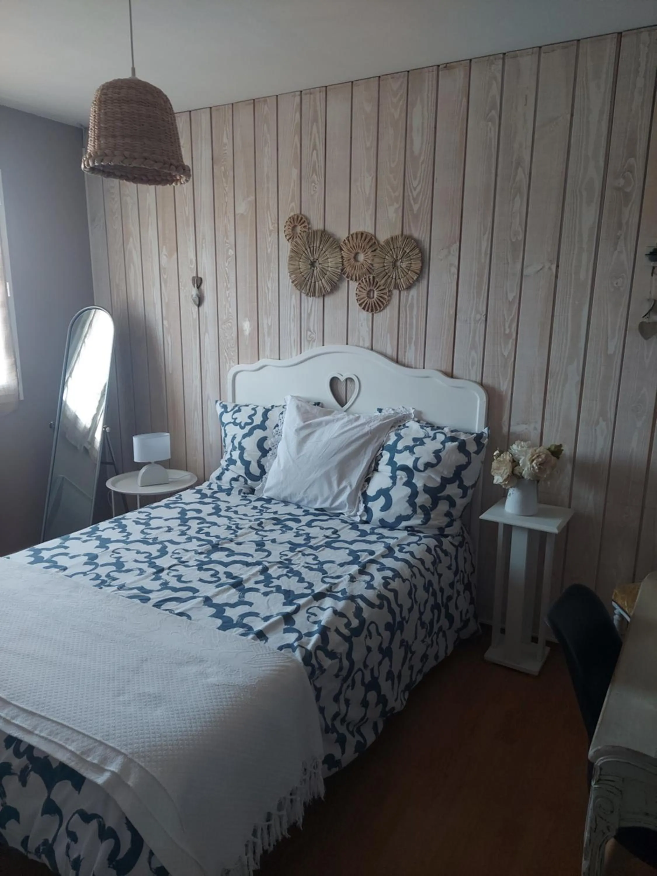 Bed in Chambres d'Hotes des Ecureuils