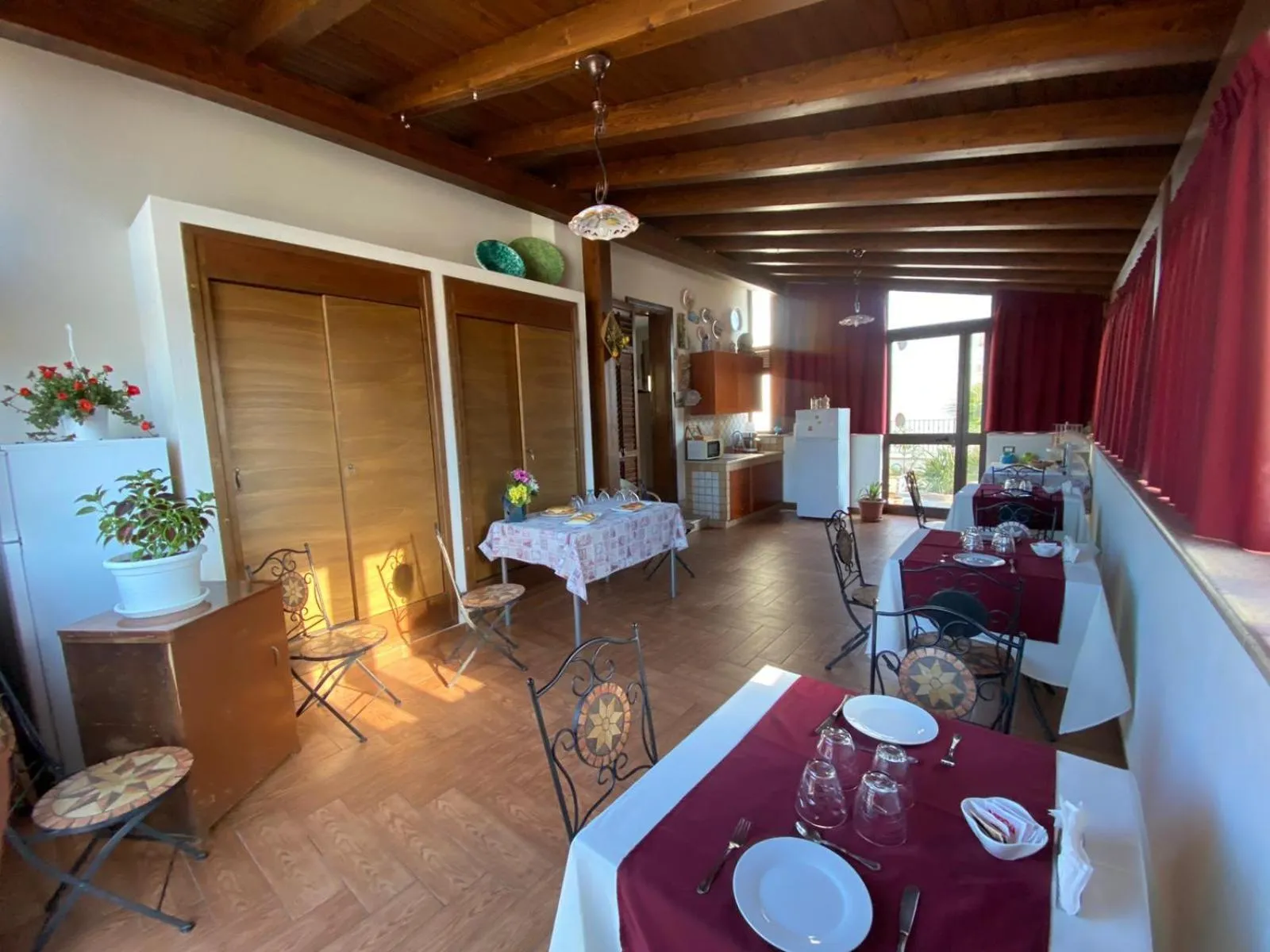 Breakfast, Bed in El Nur Bed & Breakfast