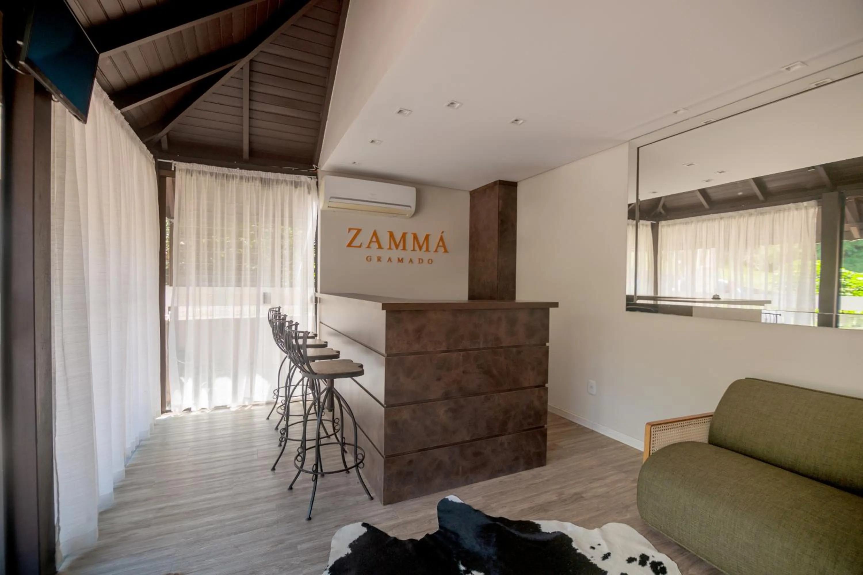 Lobby or reception in Pousada Zammá Gramado