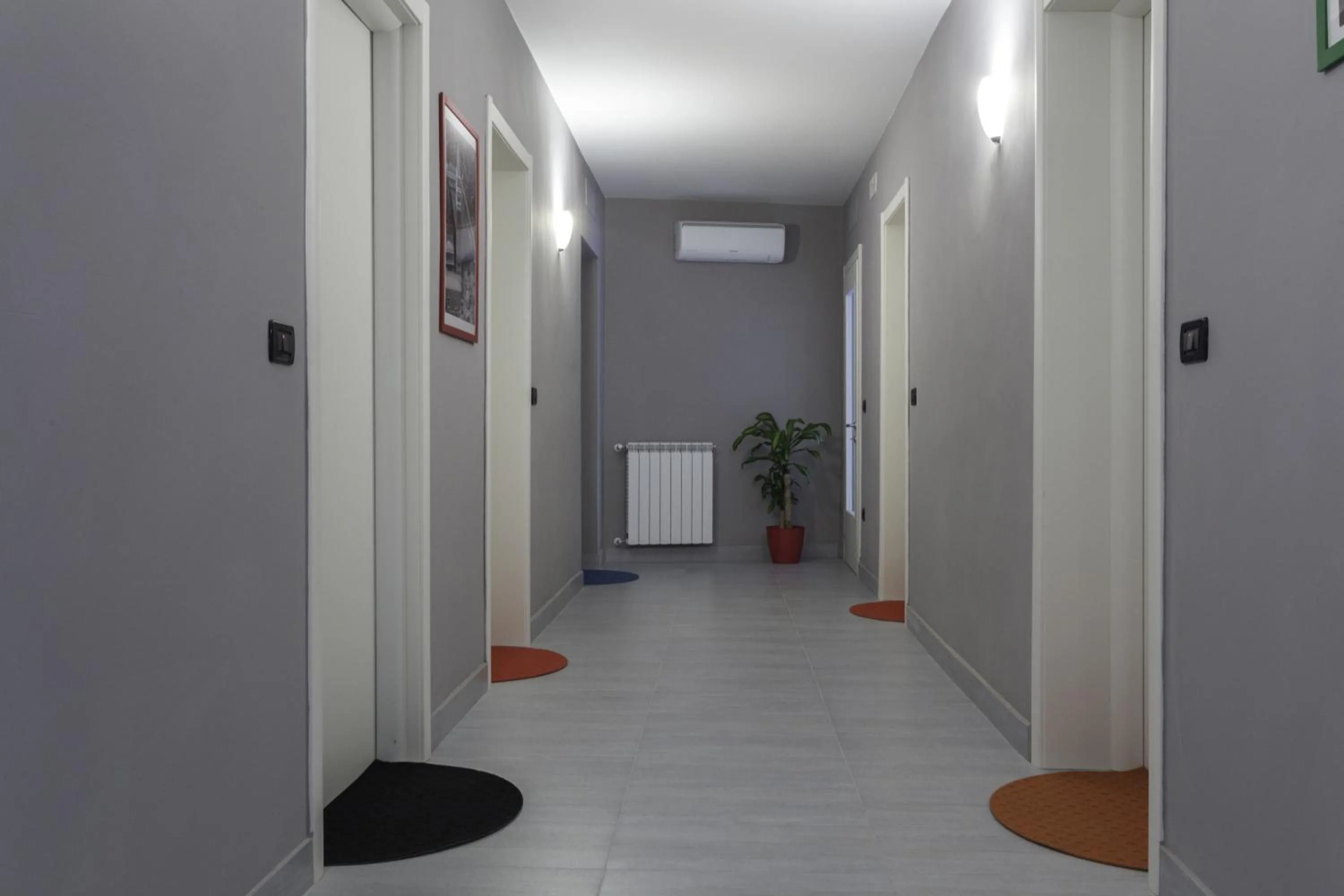 Other in Easy Venice Rooms 1-2