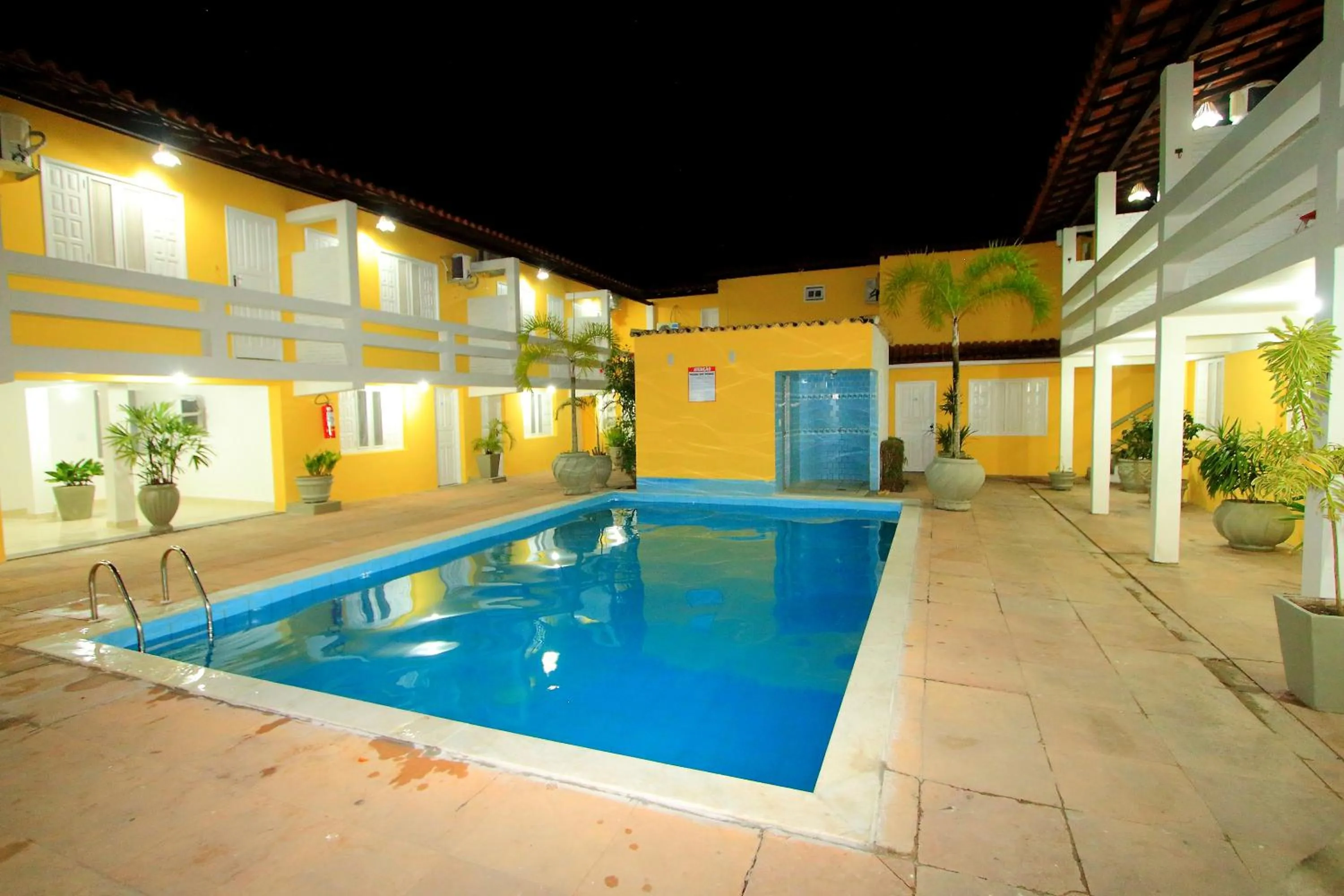Swimming pool in Navegantes Hotel