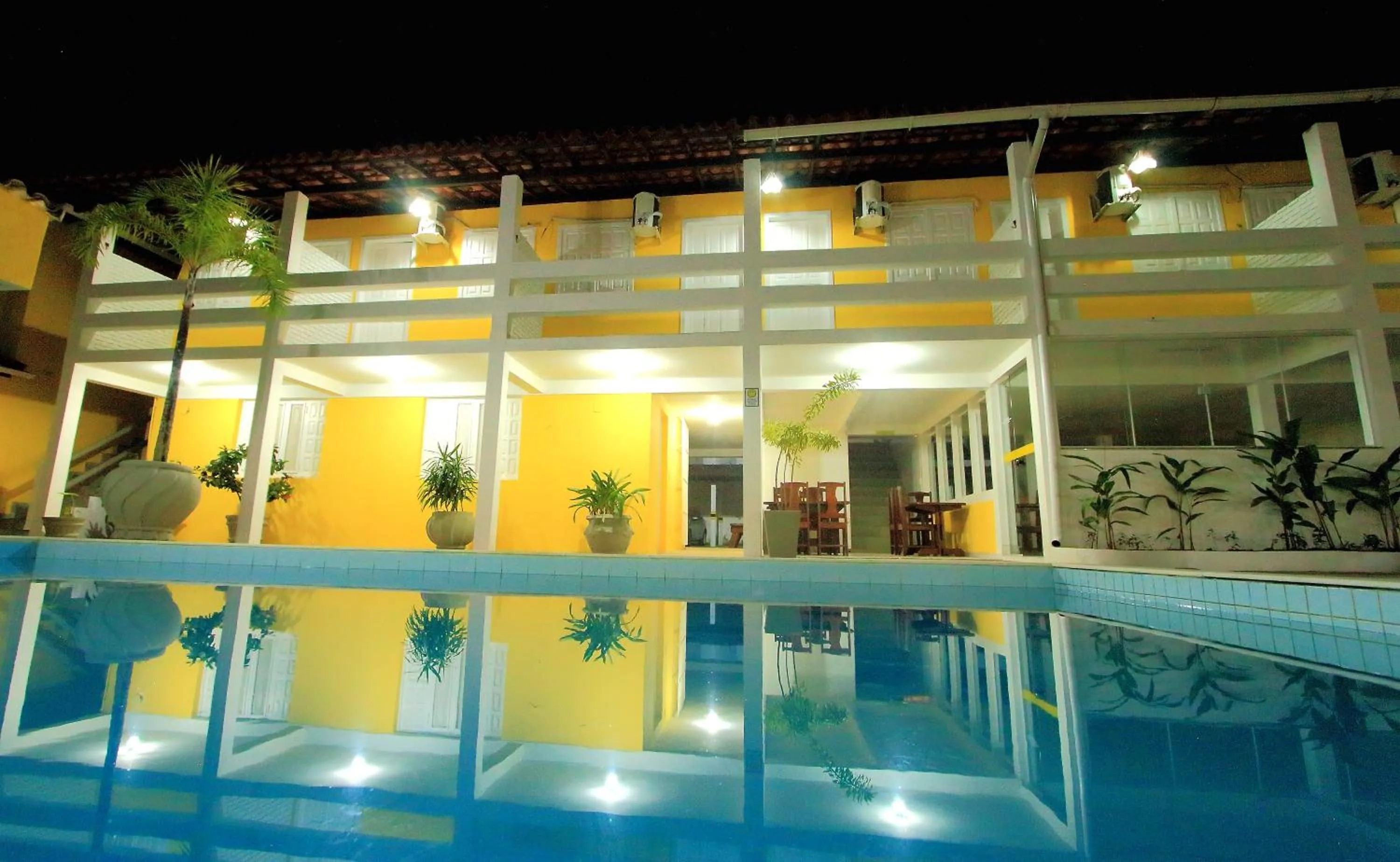 Swimming pool in Navegantes Hotel