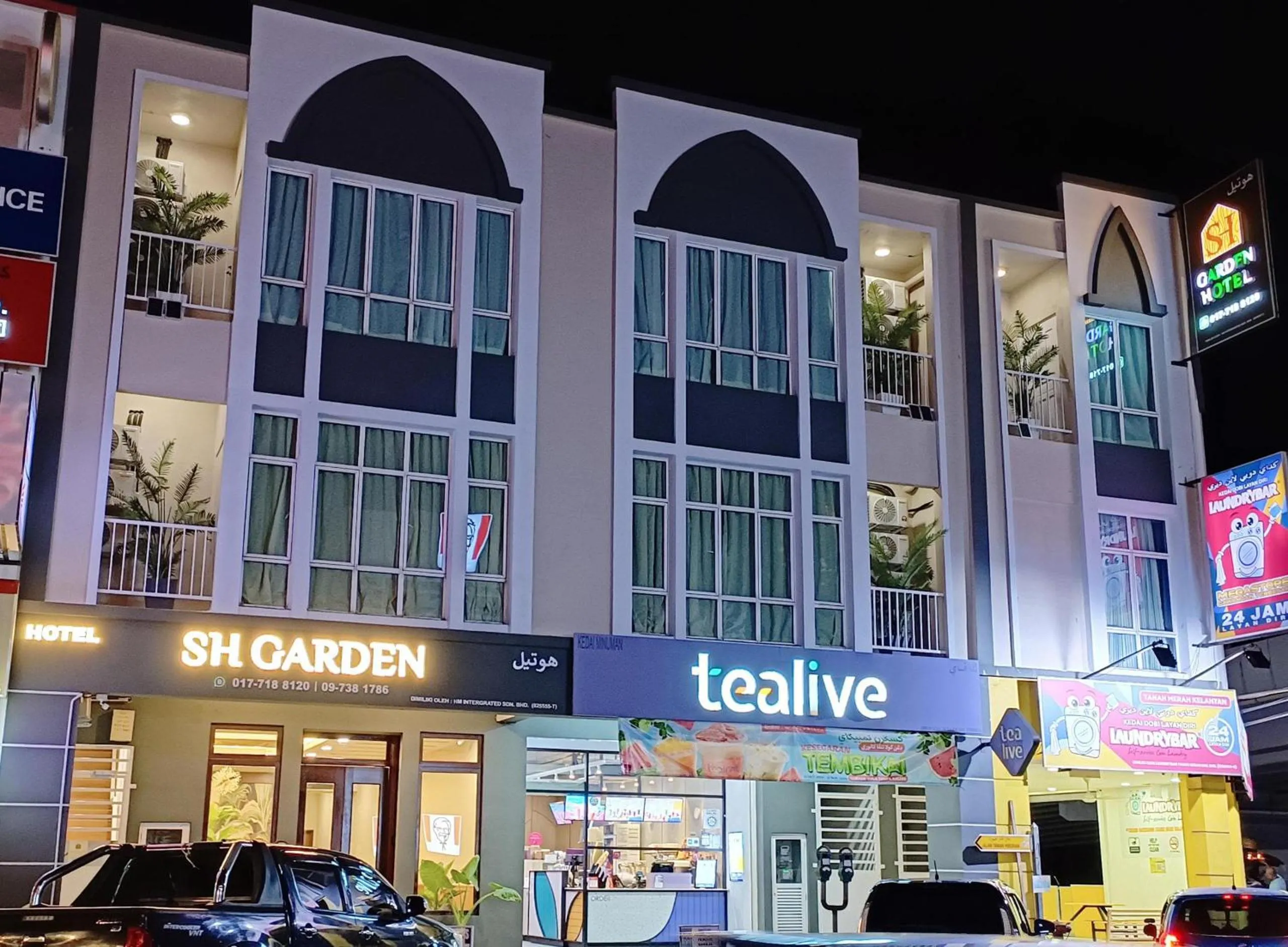 Property building in Sh Garden Hotel