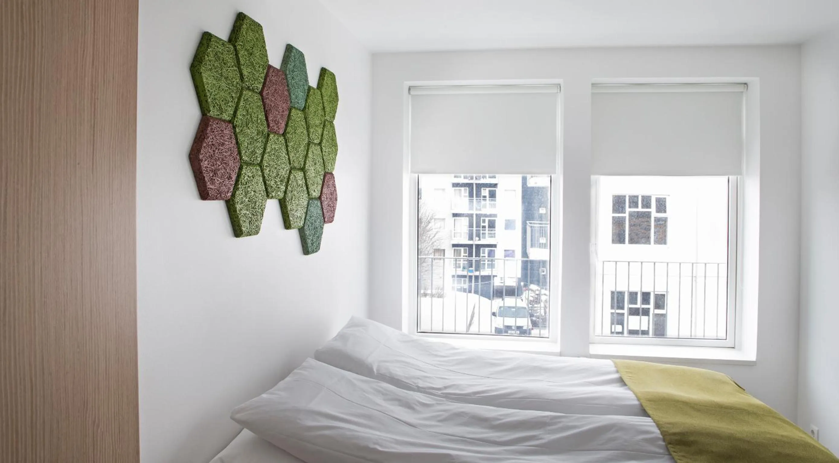 Bed in Island Apartments