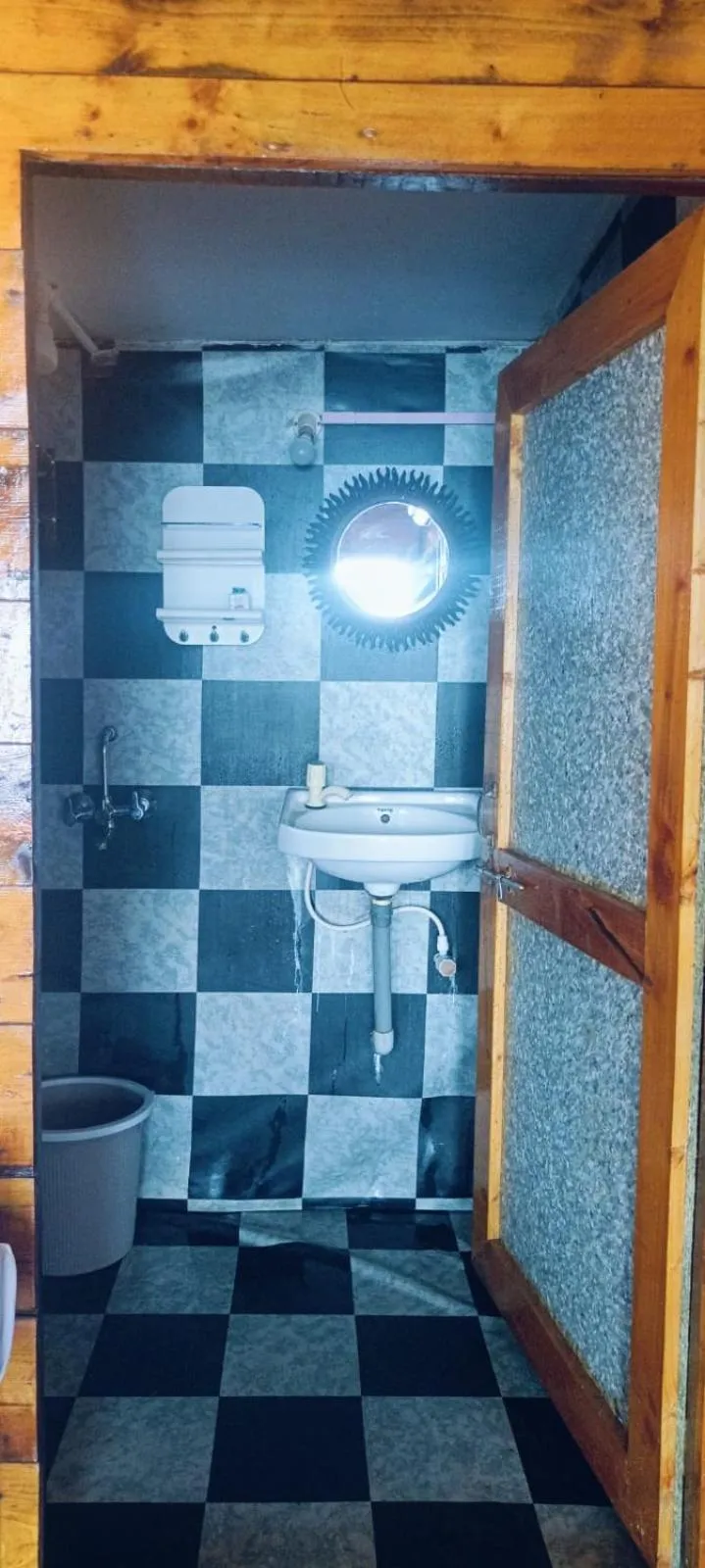 Bathroom in Lira Beach Place