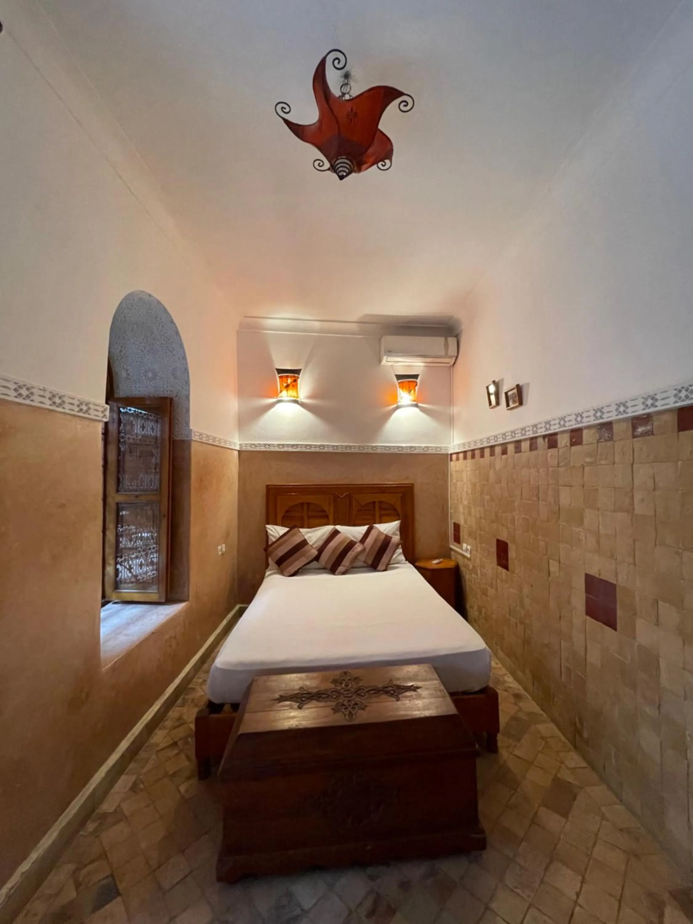 View (from property/room), Bed in Riad La Calèche