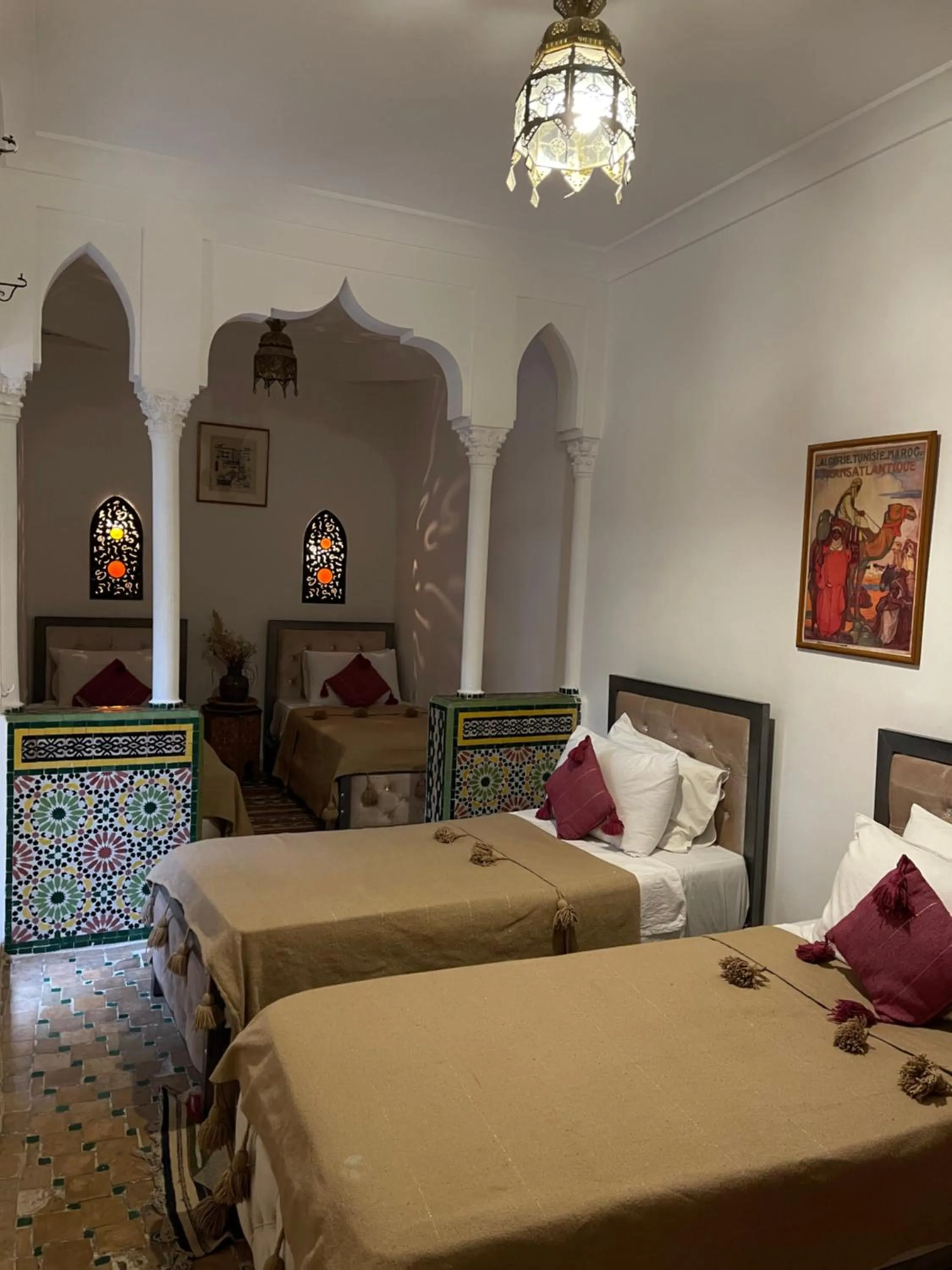 Photo of the whole room, Bed in Riad La Calèche