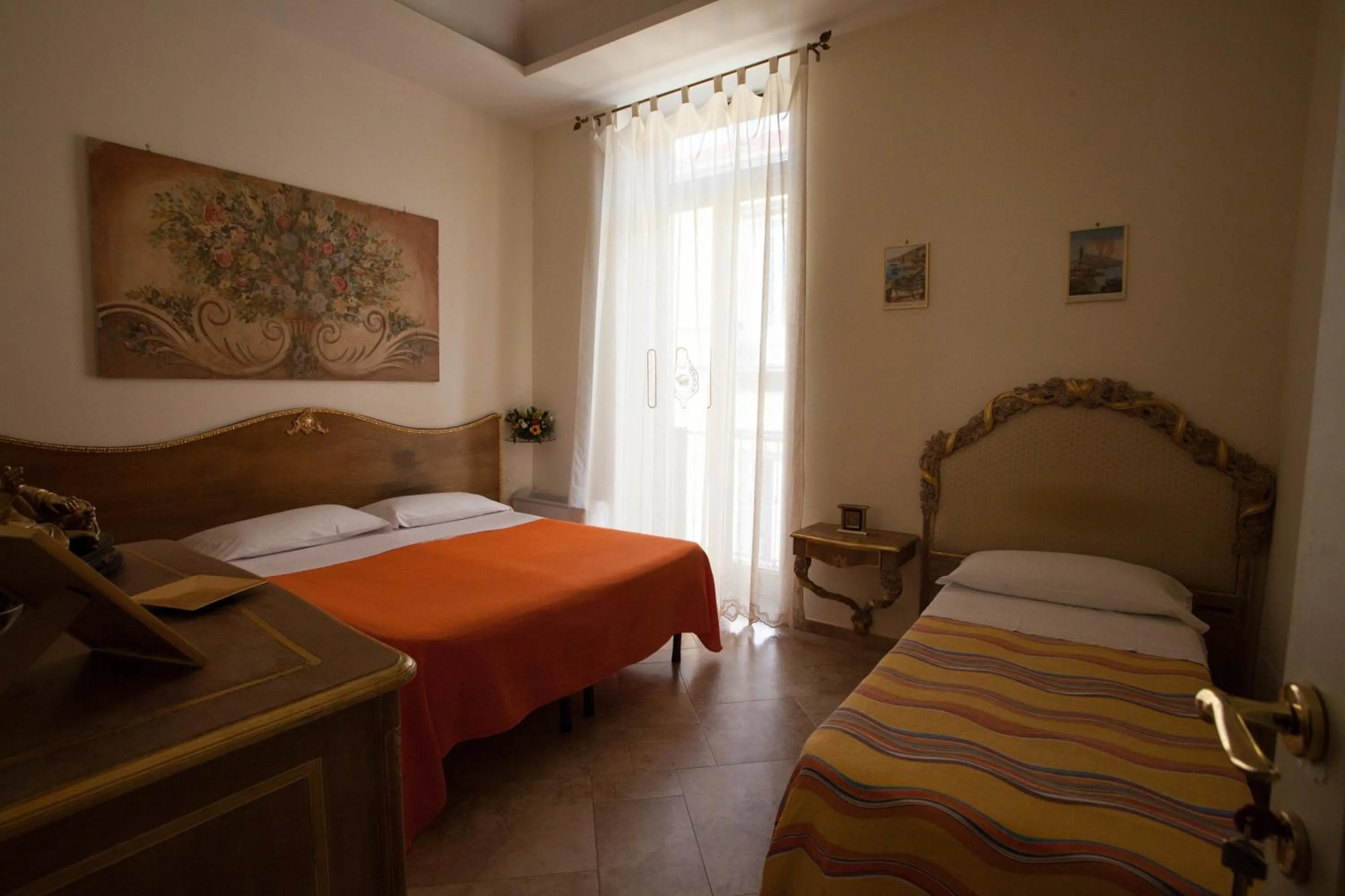 Photo of the whole room, Bed in B&B Nel Regno di Napoli