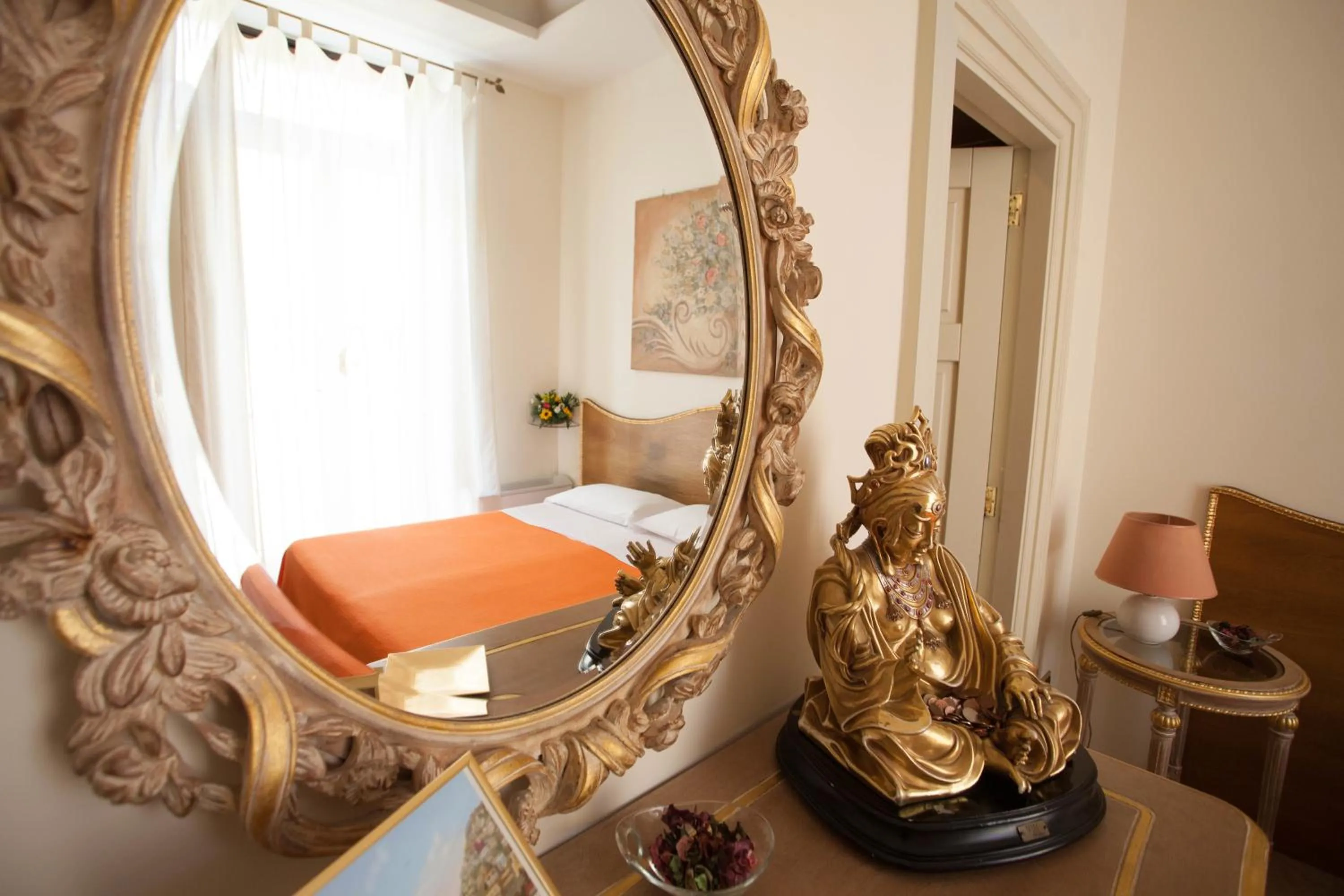 Decorative detail in B&B Nel Regno di Napoli