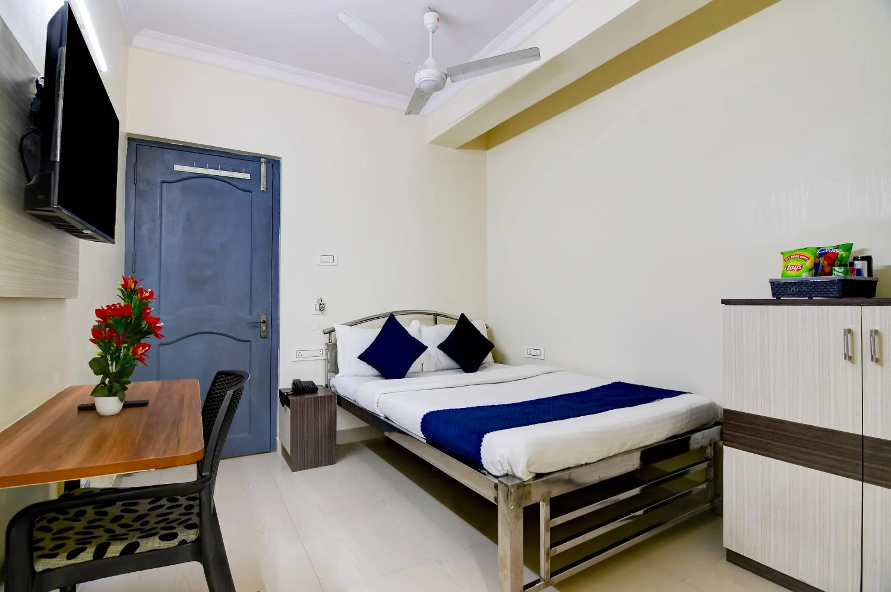 Bed in Hotel Nilachal