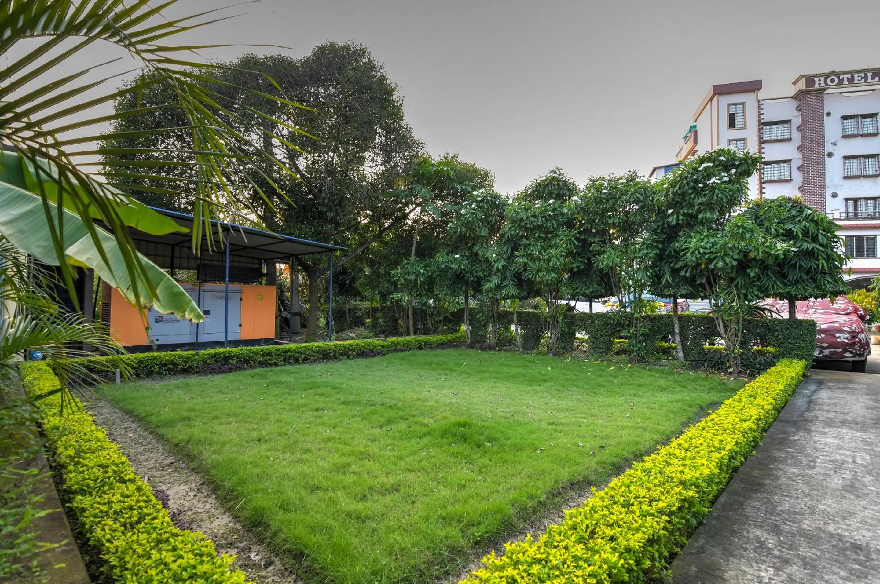 Garden in Hotel Nilachal