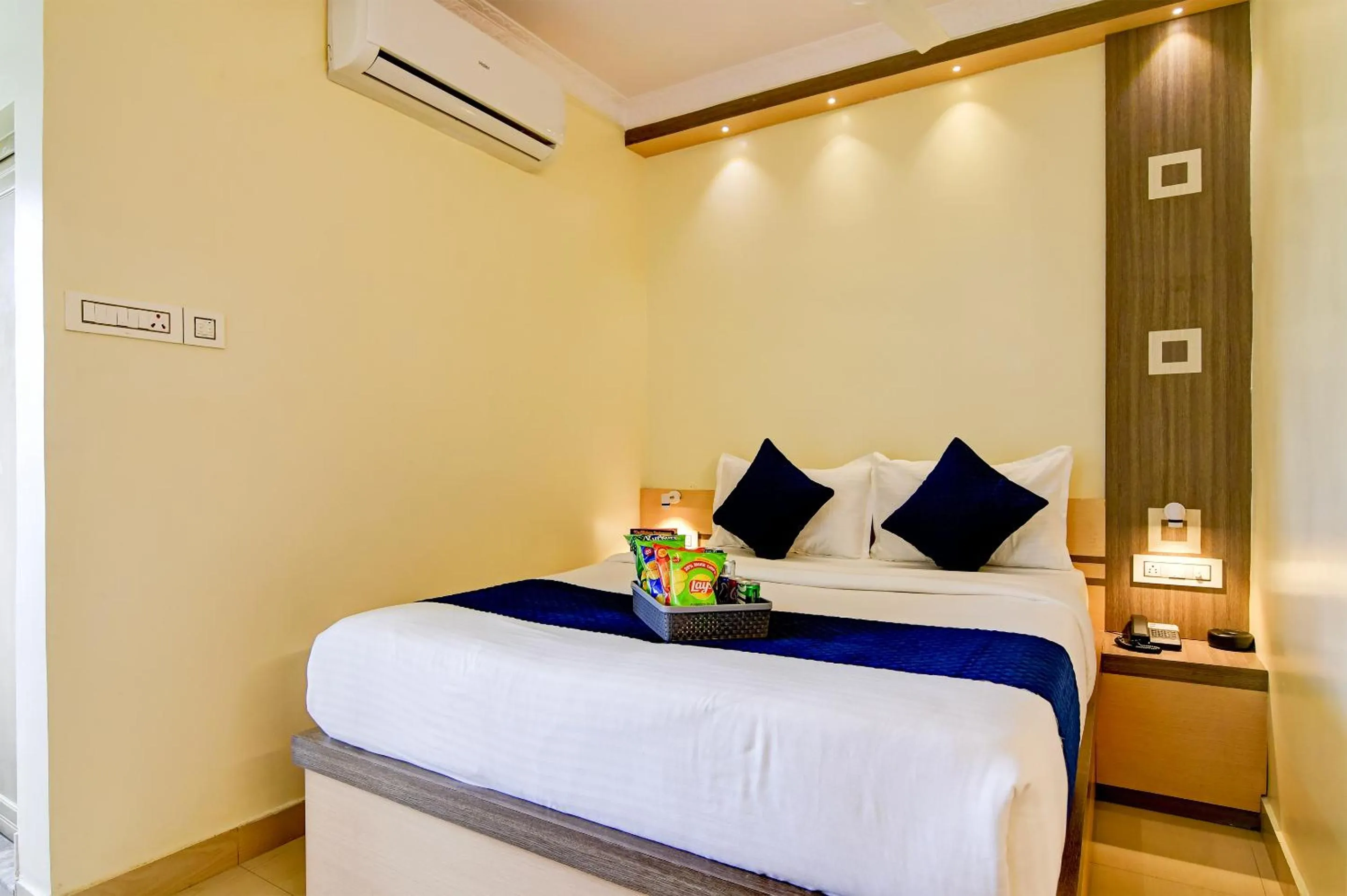 Bed in Hotel Nilachal