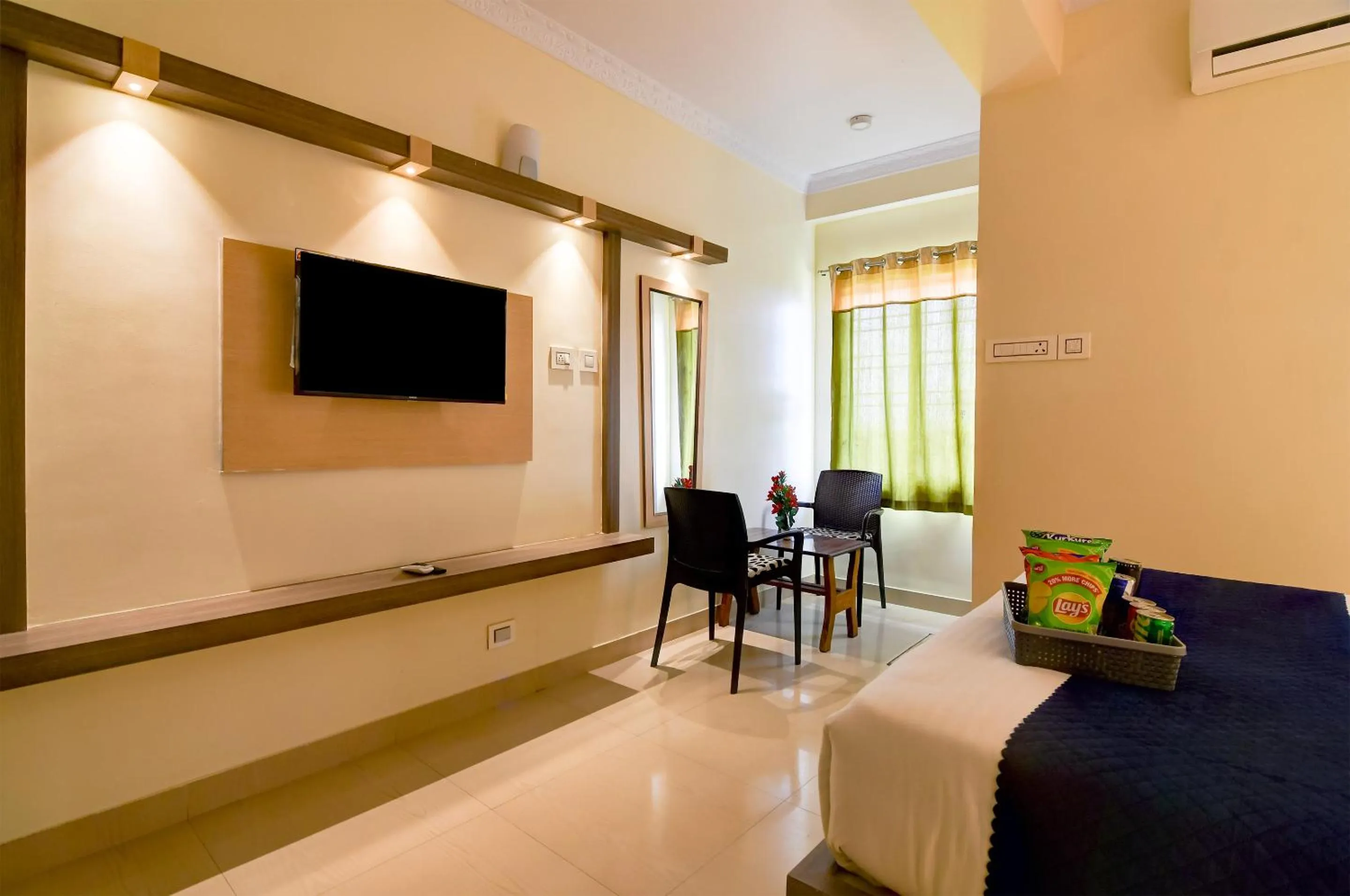 TV and multimedia, Bed in Hotel Nilachal