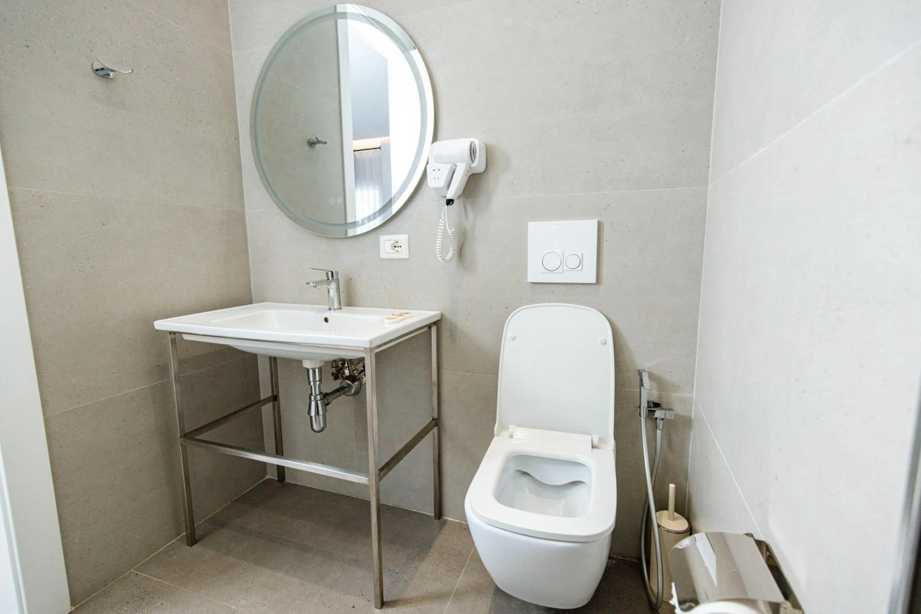 Toilet in Oxygen Boutique Hotel