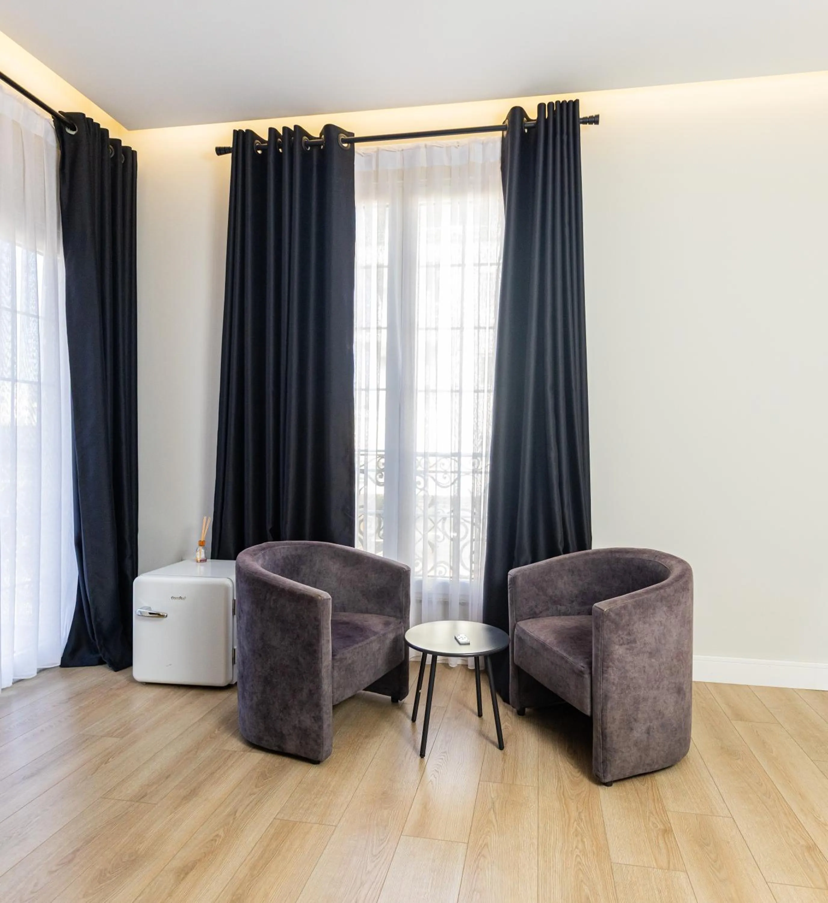 Seating area in Oxygen Boutique Hotel