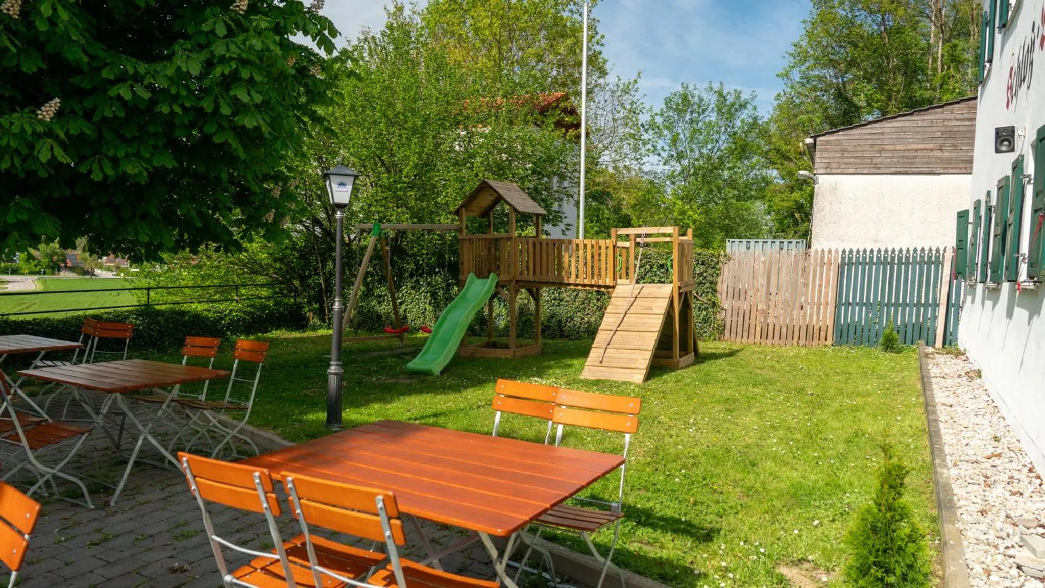 Patio in Hotel Restaurant Taverna