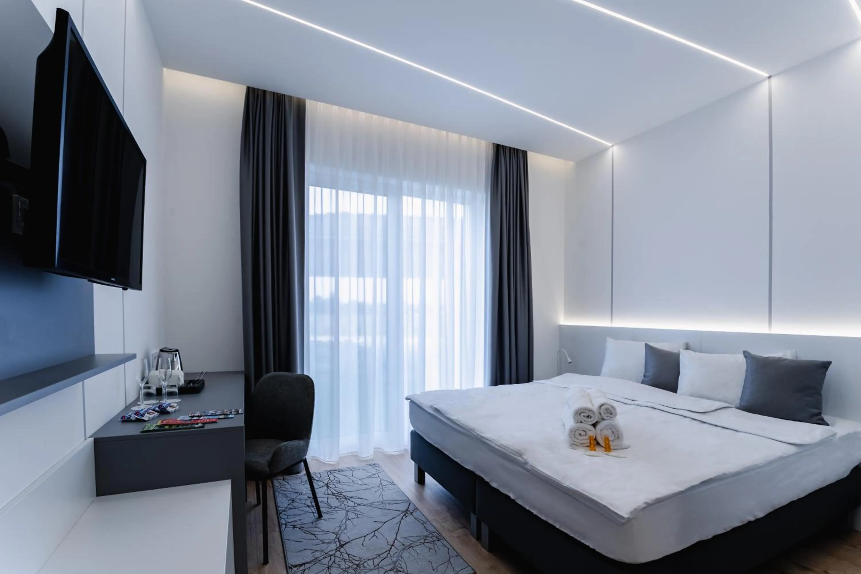 Photo of the whole room, Bed in Airport Budapest Noa Panzió Noa Hotel