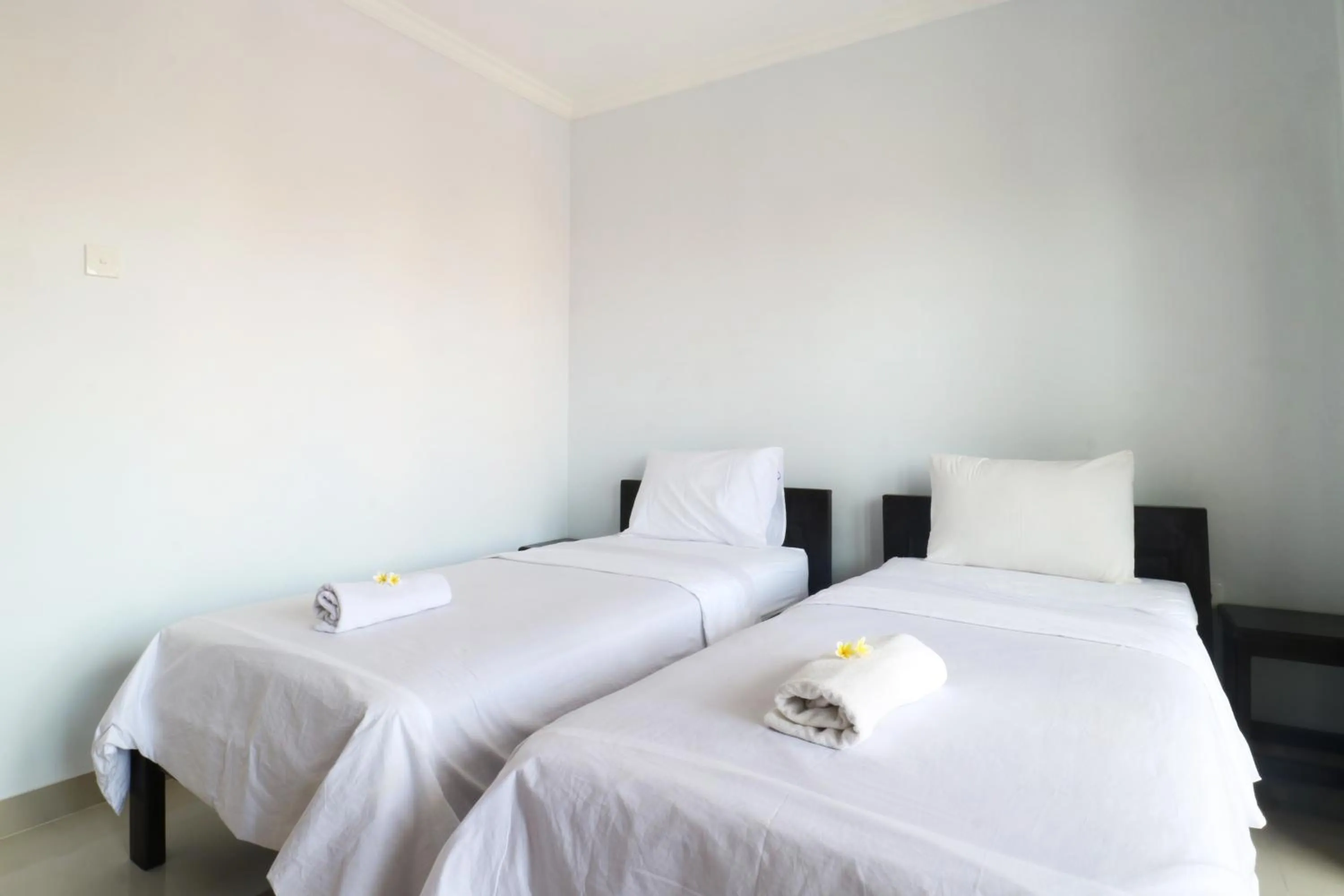 Bedroom, Bed in The Wina Echo Beach Guest House