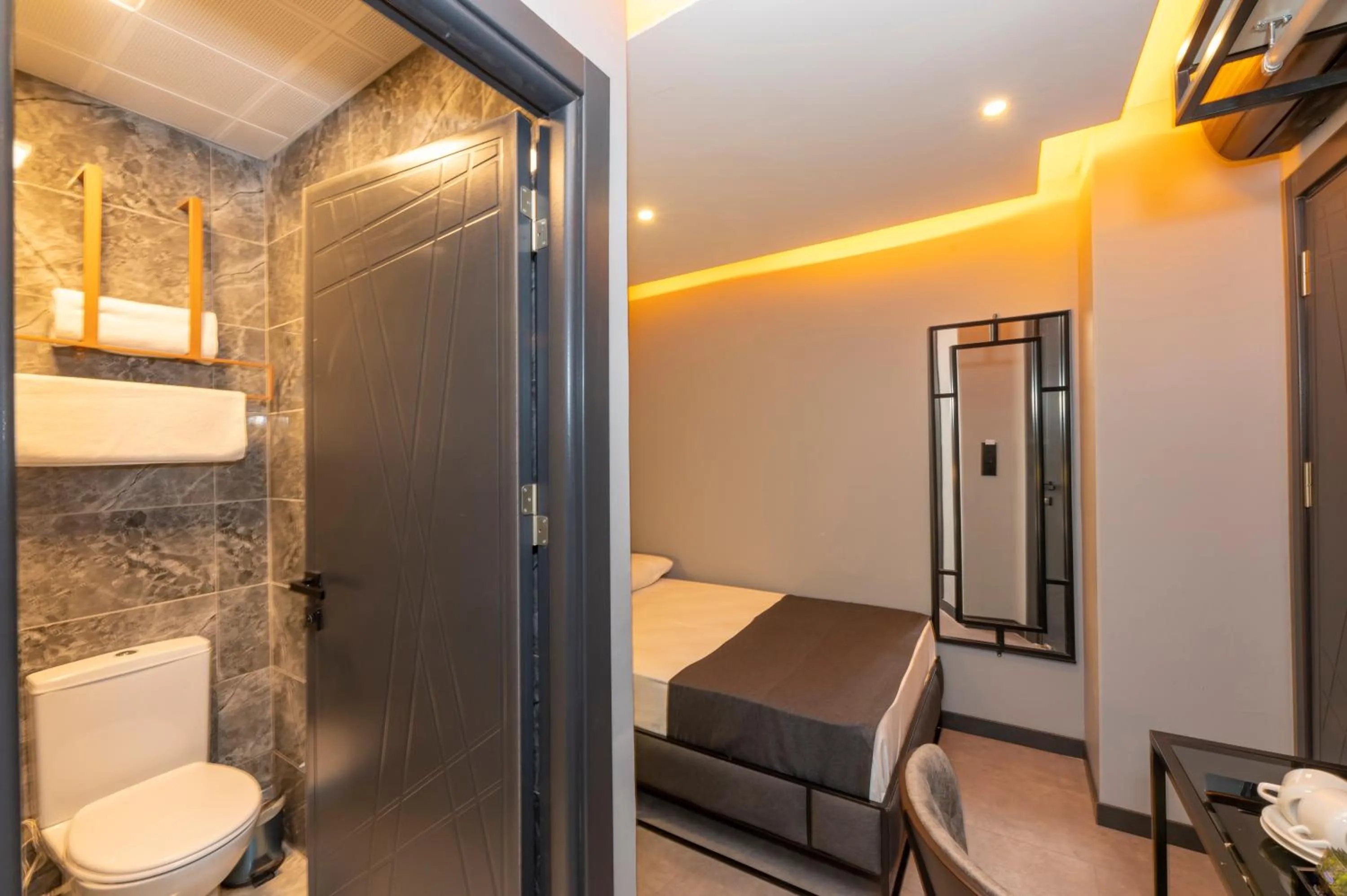 Massage in White Palace Hotel