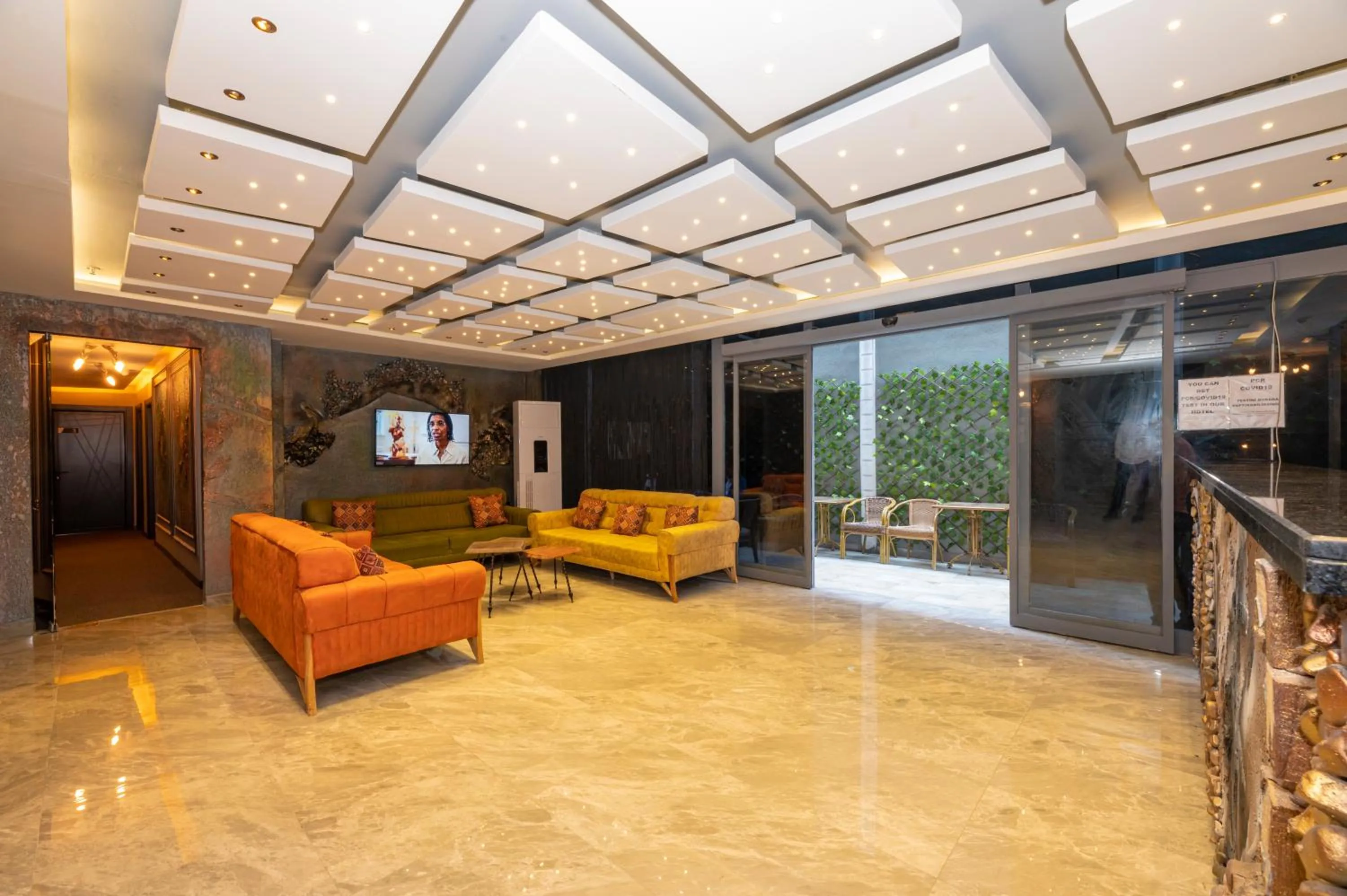 Lobby or reception in White Palace Hotel