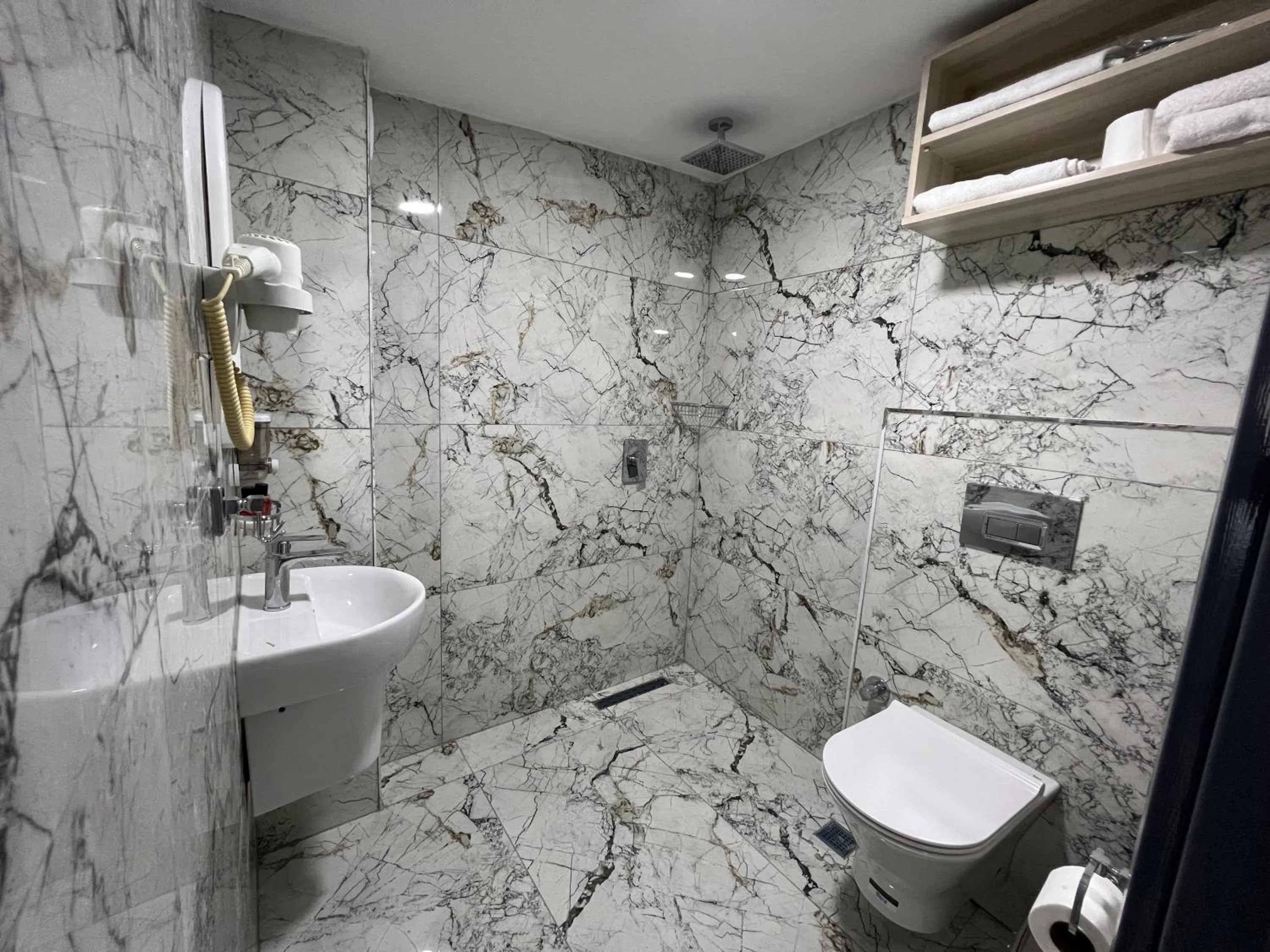 Bathroom in Hotel Prima