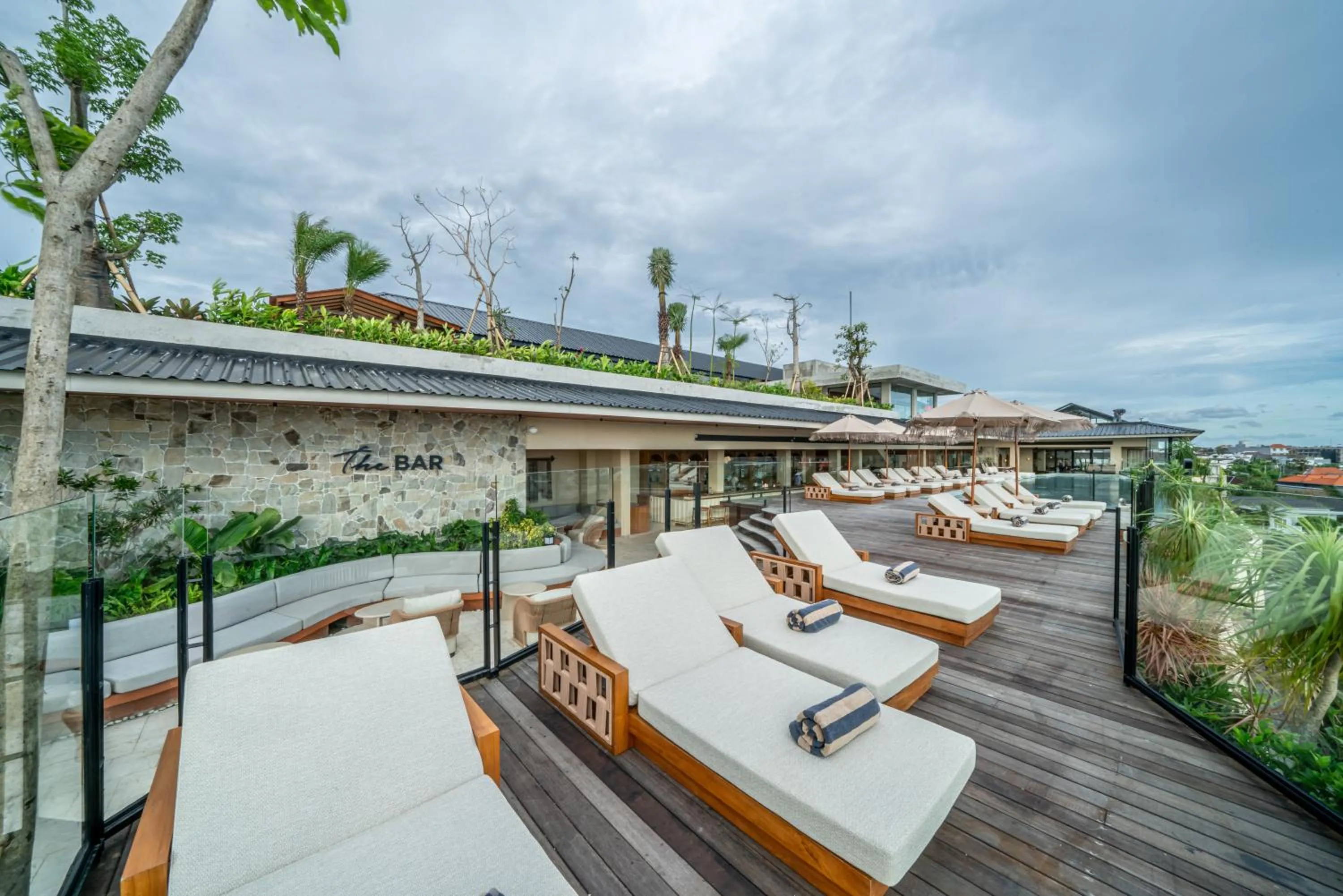 Lounge or bar in TUI BLUE Berawa Hotel and Villas