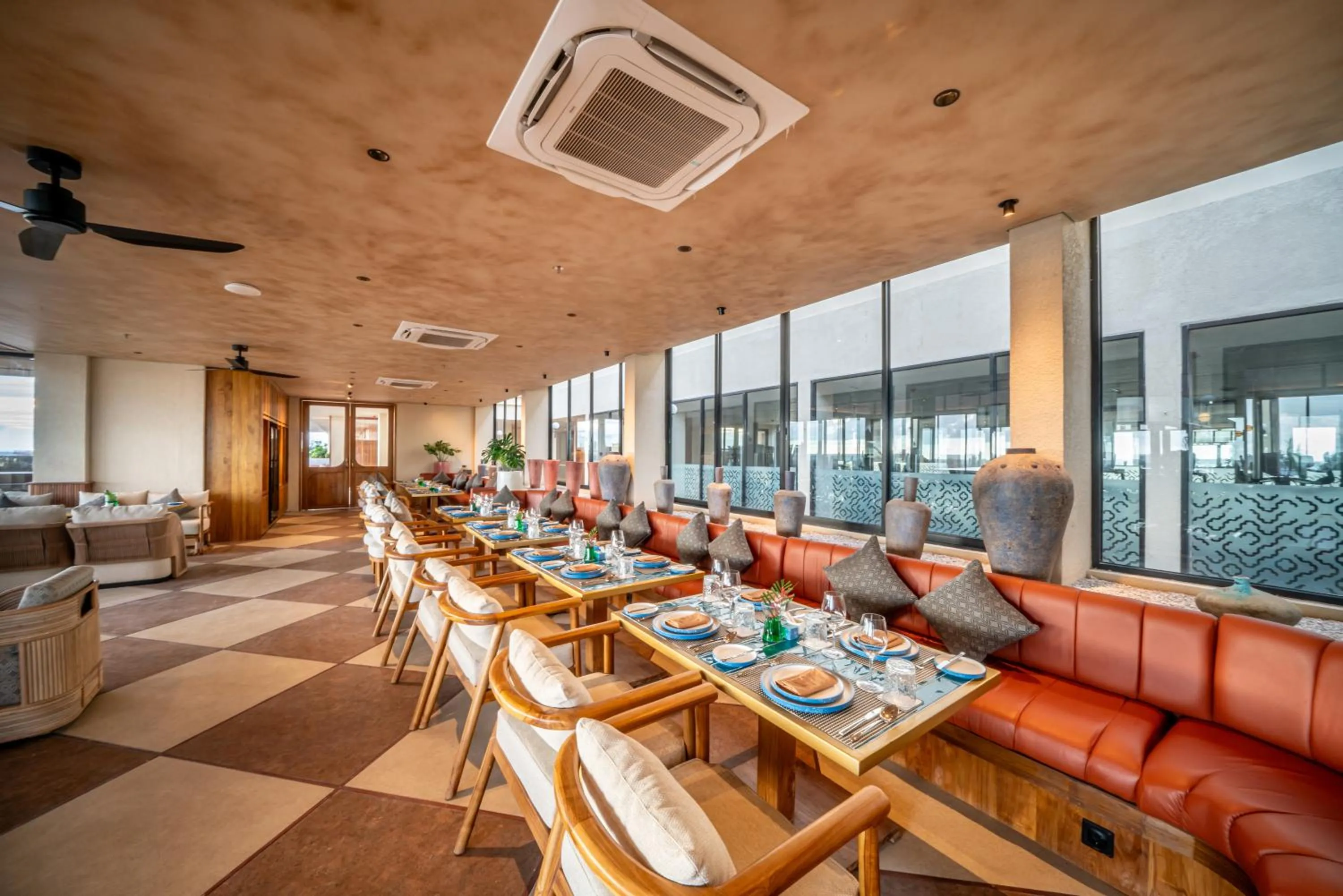 Restaurant/places to eat in TUI BLUE Berawa Hotel and Villas