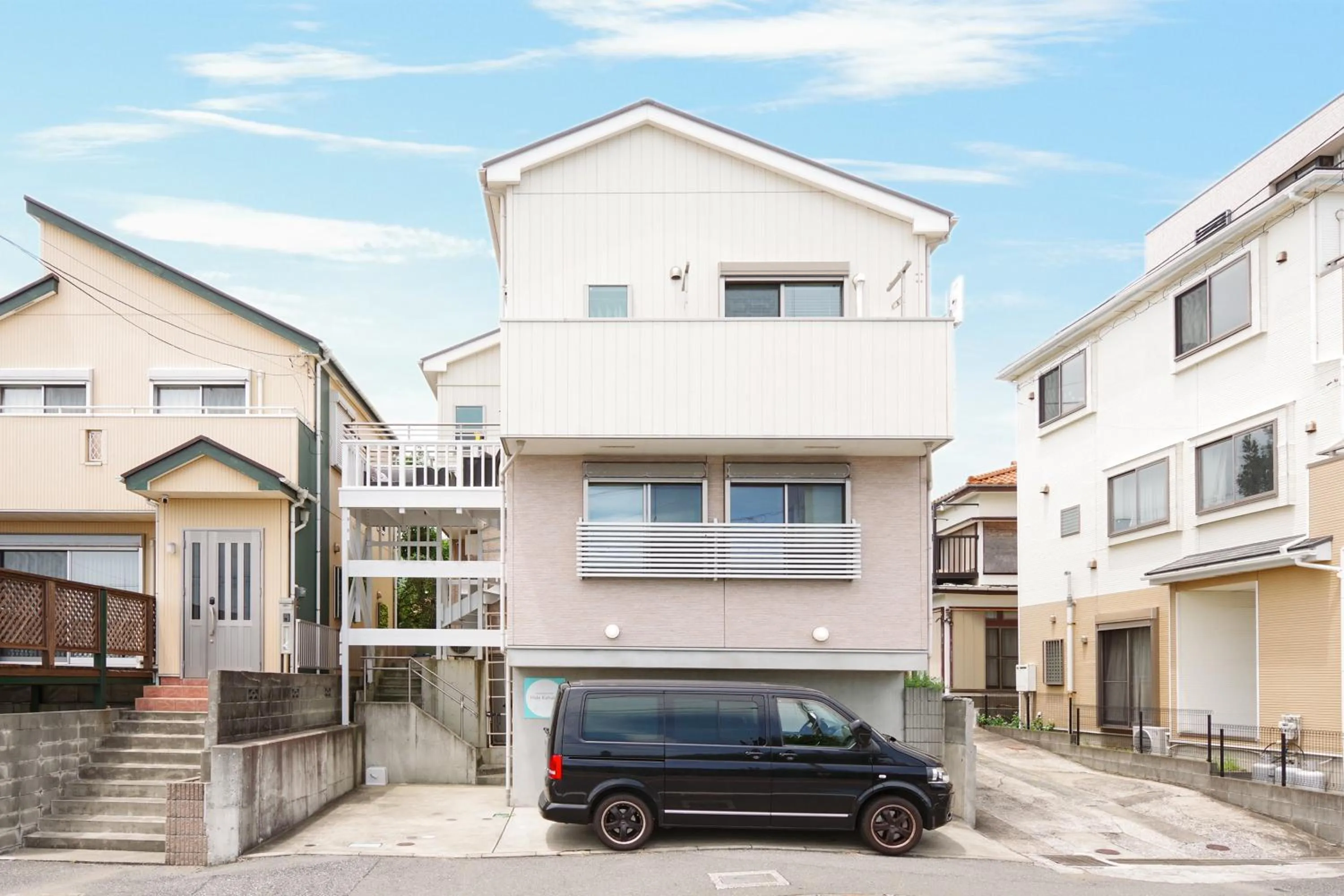 Property building in Oceanfront Villa Hale Kahakai プライベートサウナ