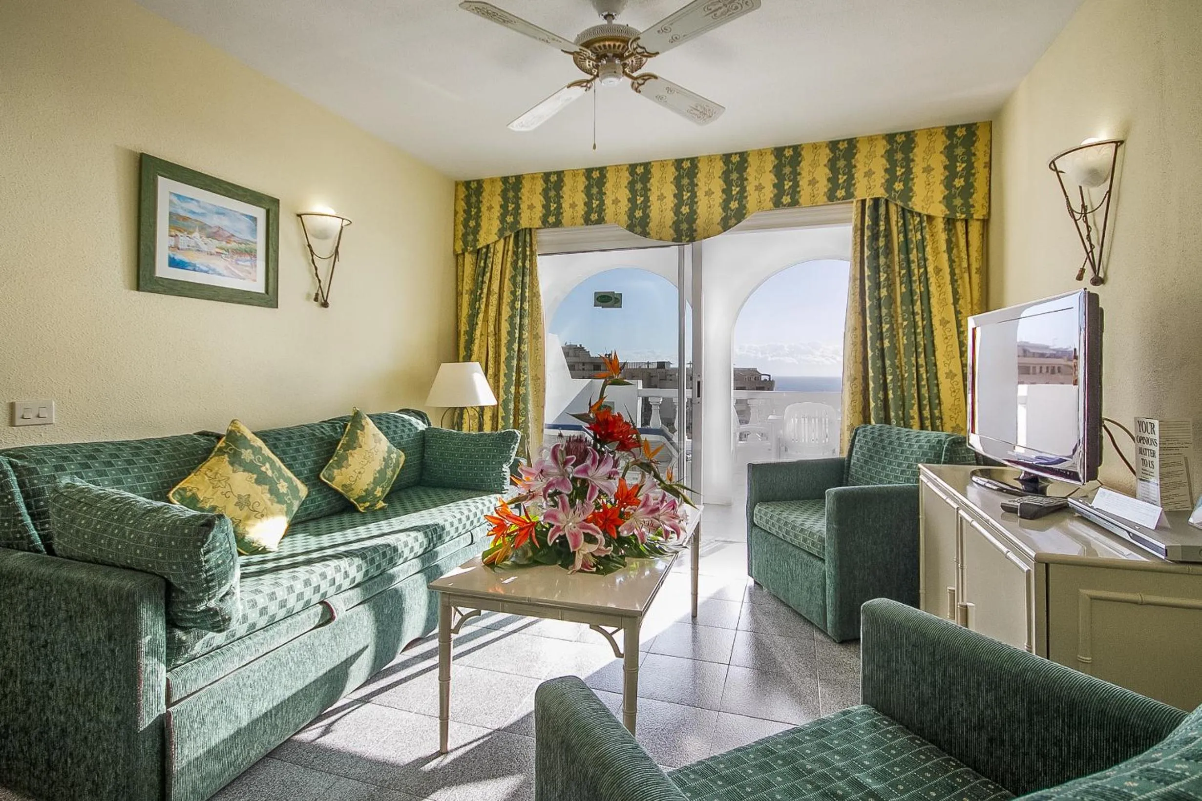 Living room in Ona el Marqués