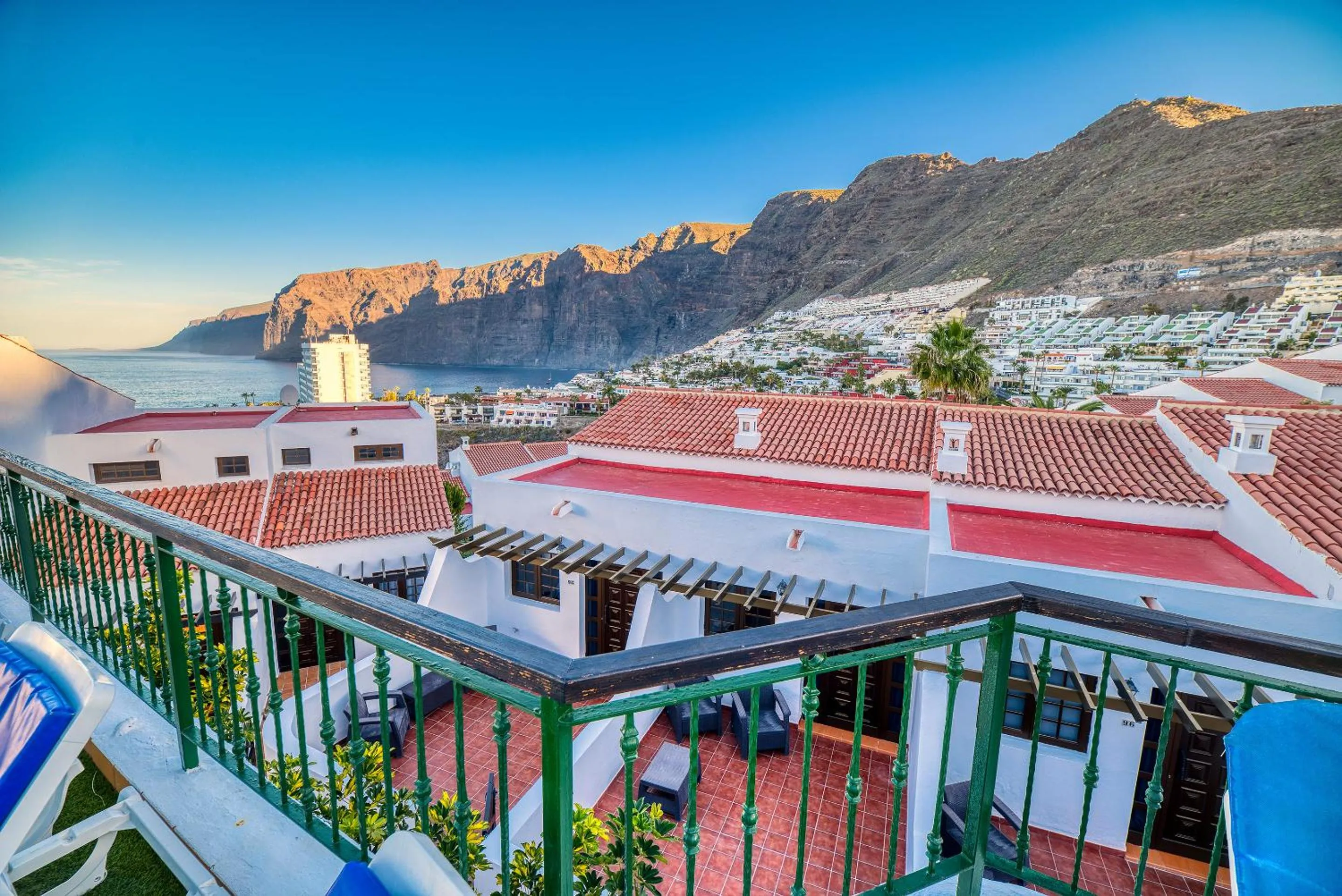 Balcony/Terrace in Ona Las Rosas