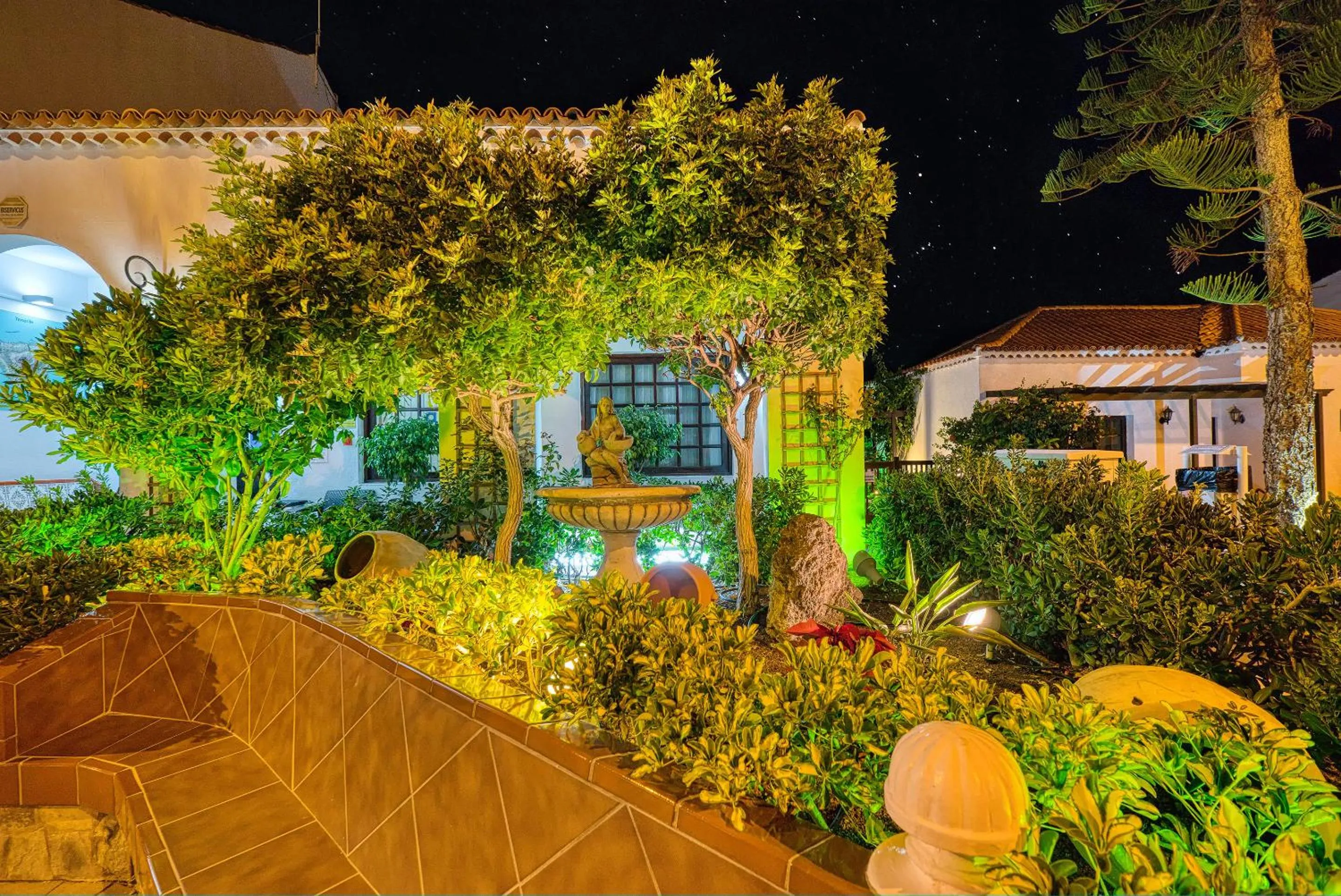 Garden in Ona Las Rosas