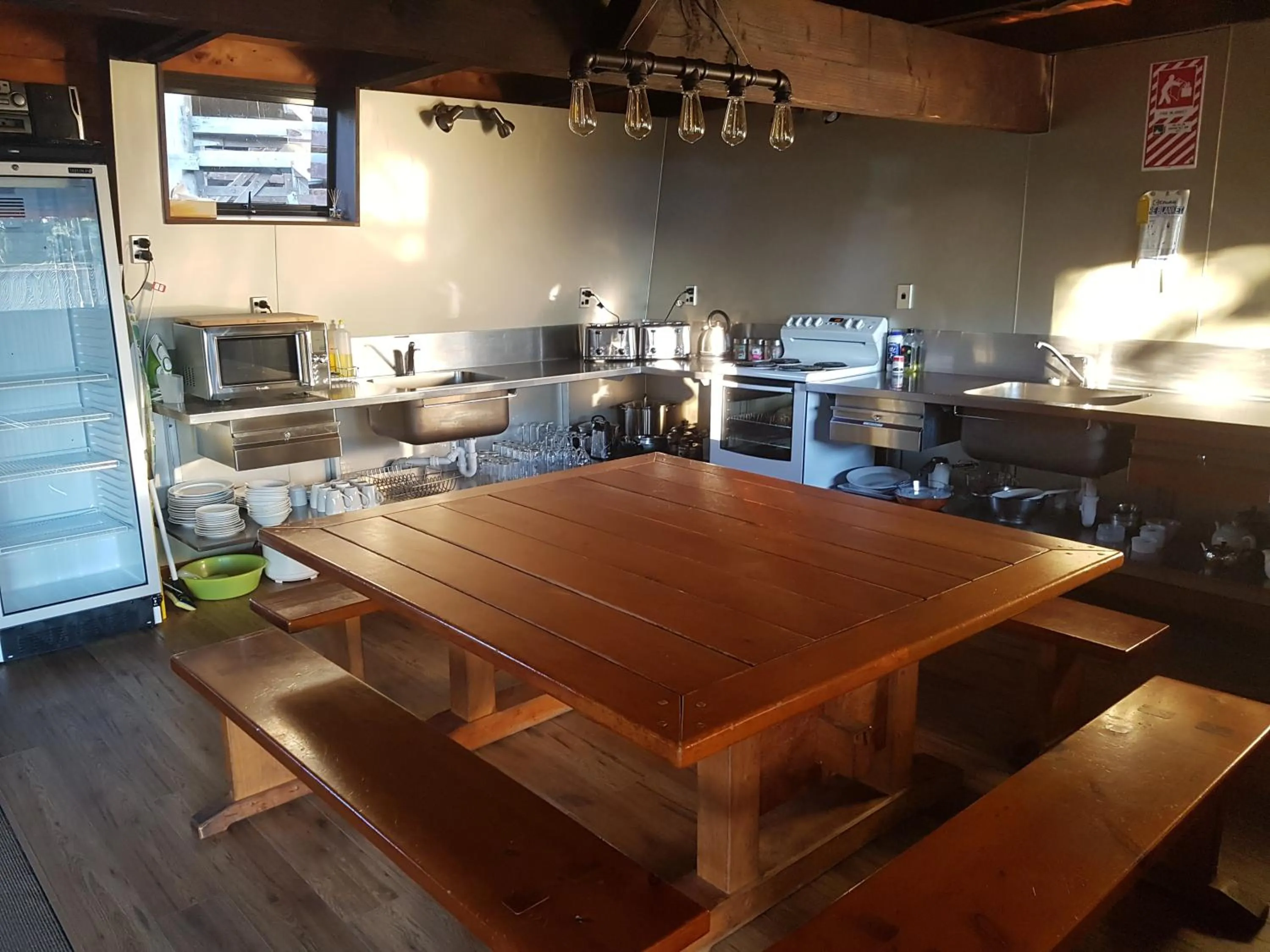 Restaurant/places to eat in Mt Vernon