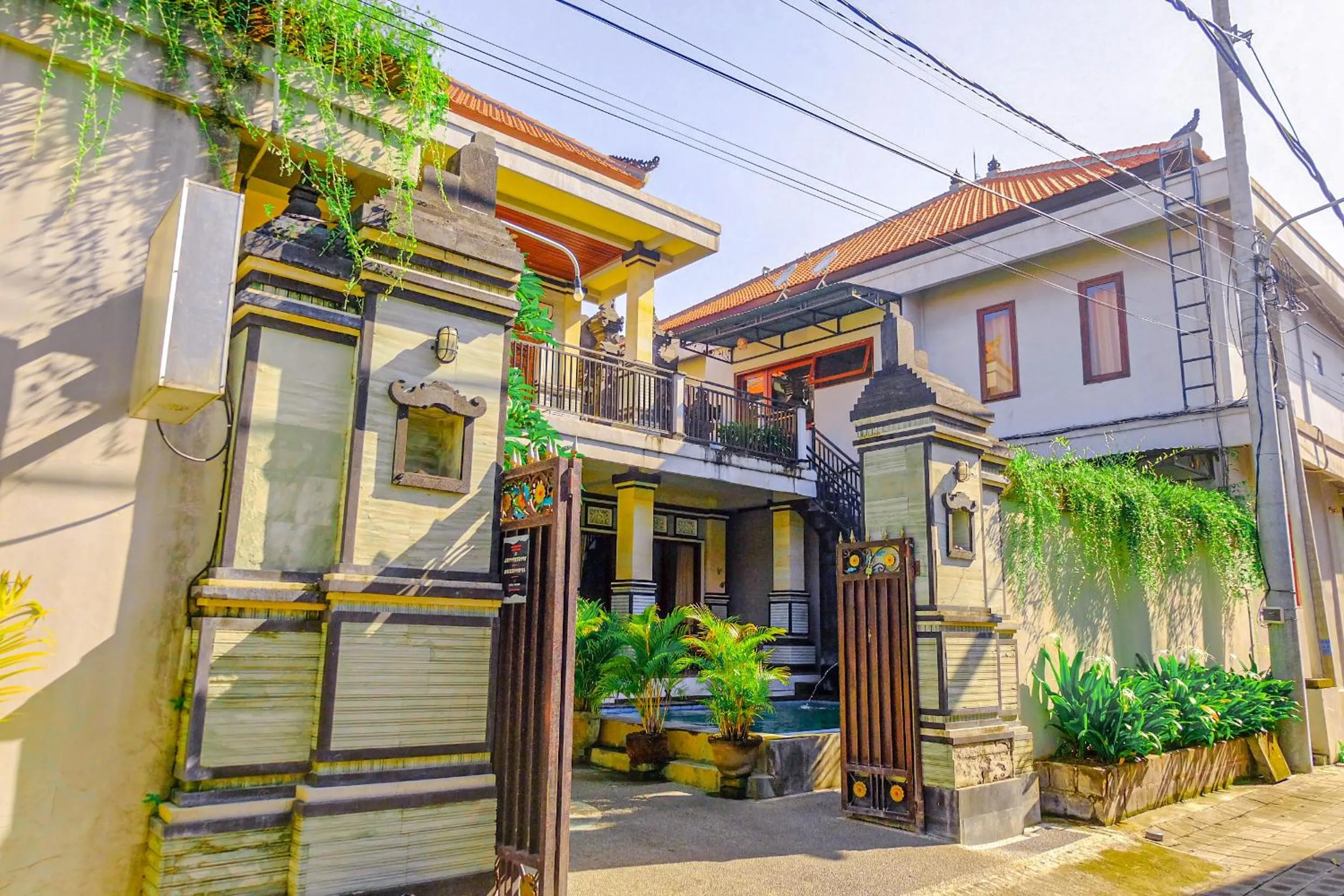 Property building in Adi Homestay