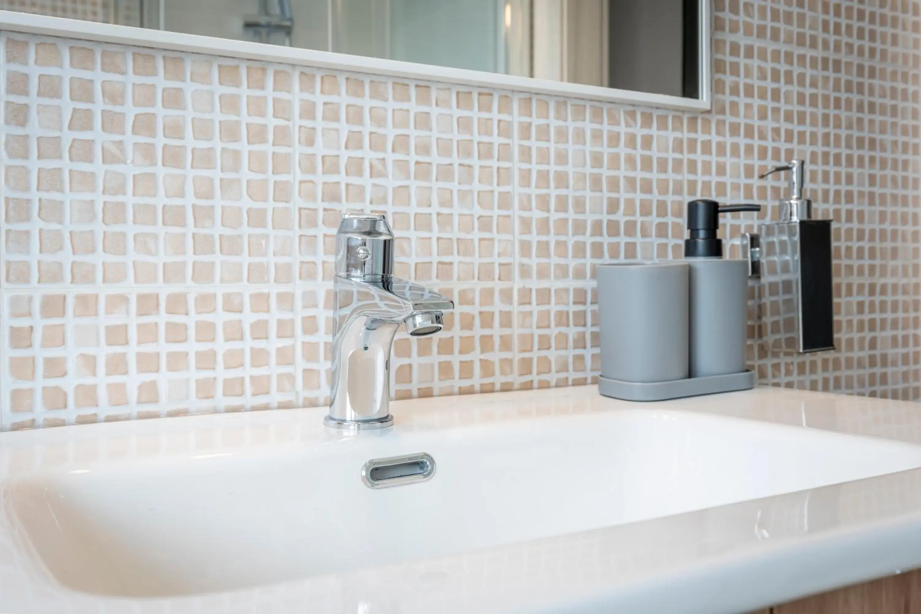 Double Room with Balcony in Bnb Drive In Double Room with Balcony in Bnb Drive In