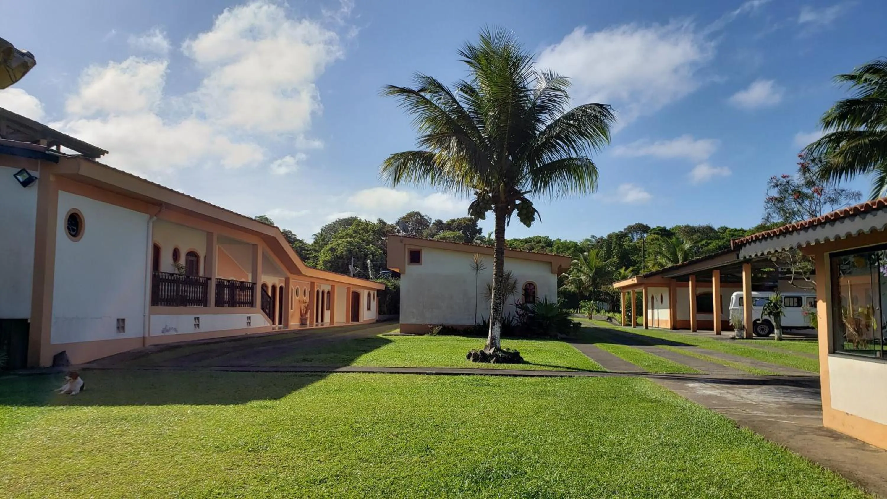 Property building in Pousada Atelier Aly da Costa