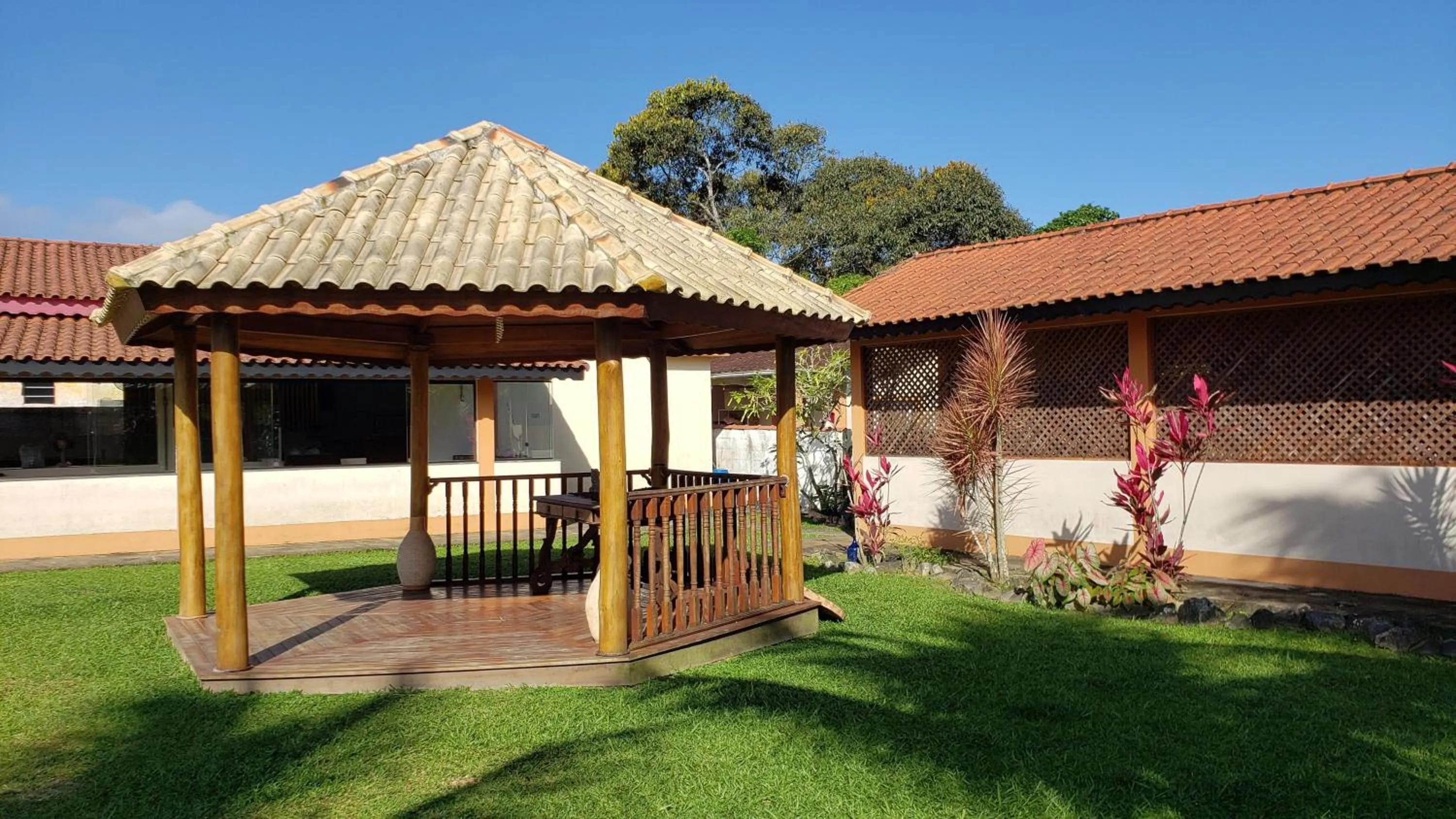 Property building in Pousada Atelier Aly da Costa