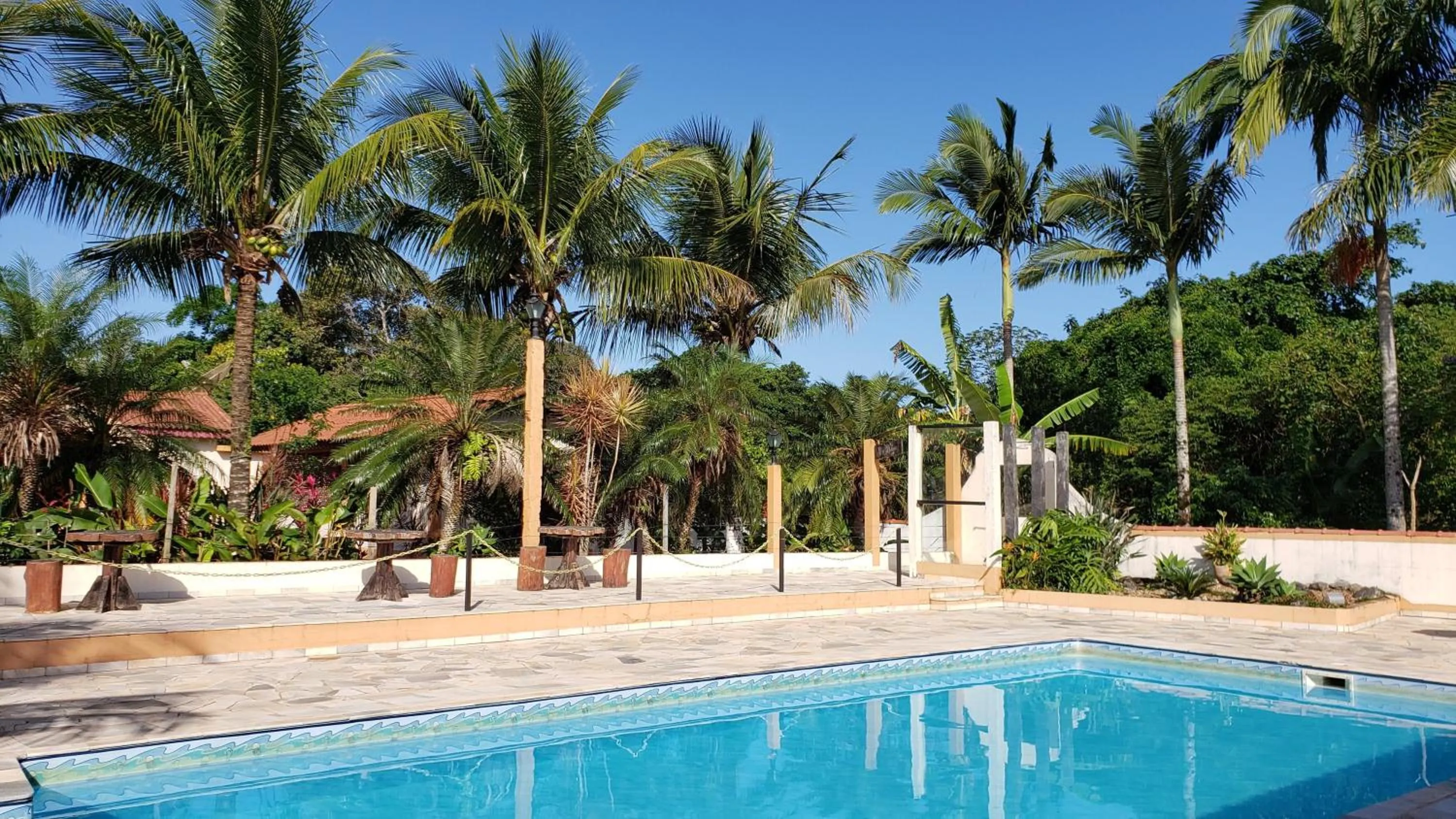 Property building in Pousada Atelier Aly da Costa