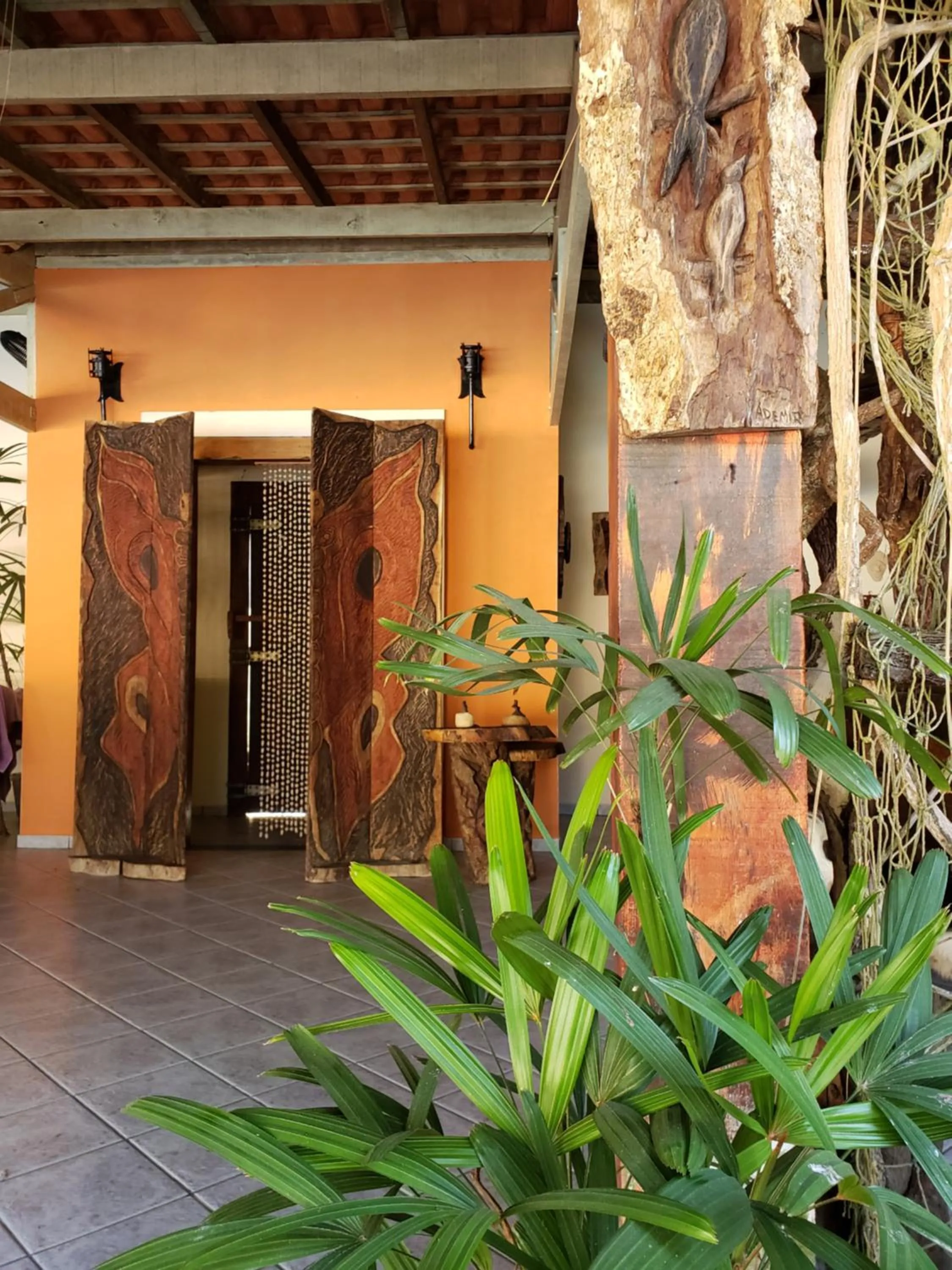 Facade/entrance in Pousada Atelier Aly da Costa