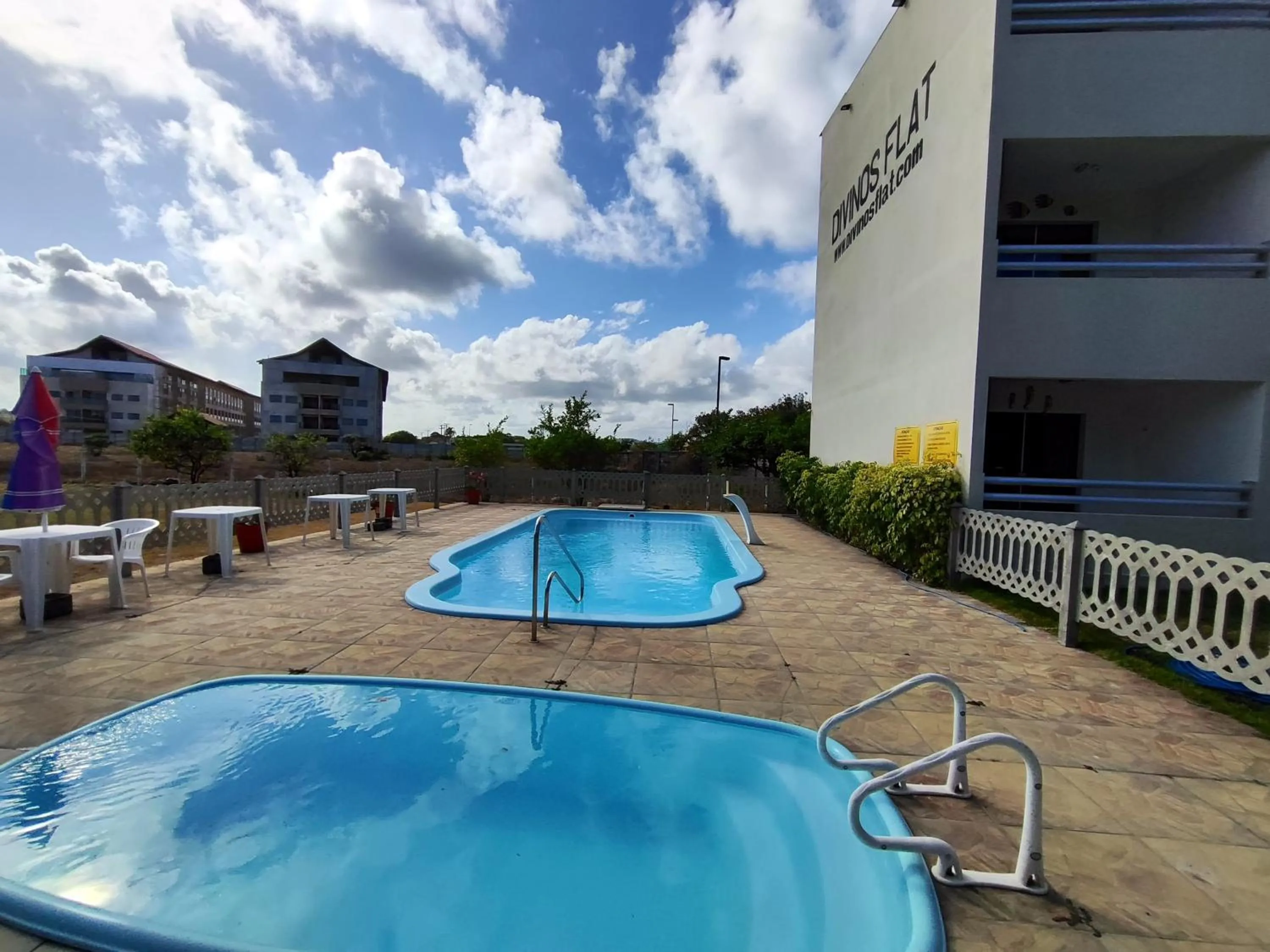 Property building in Divinos Flat Carneiros