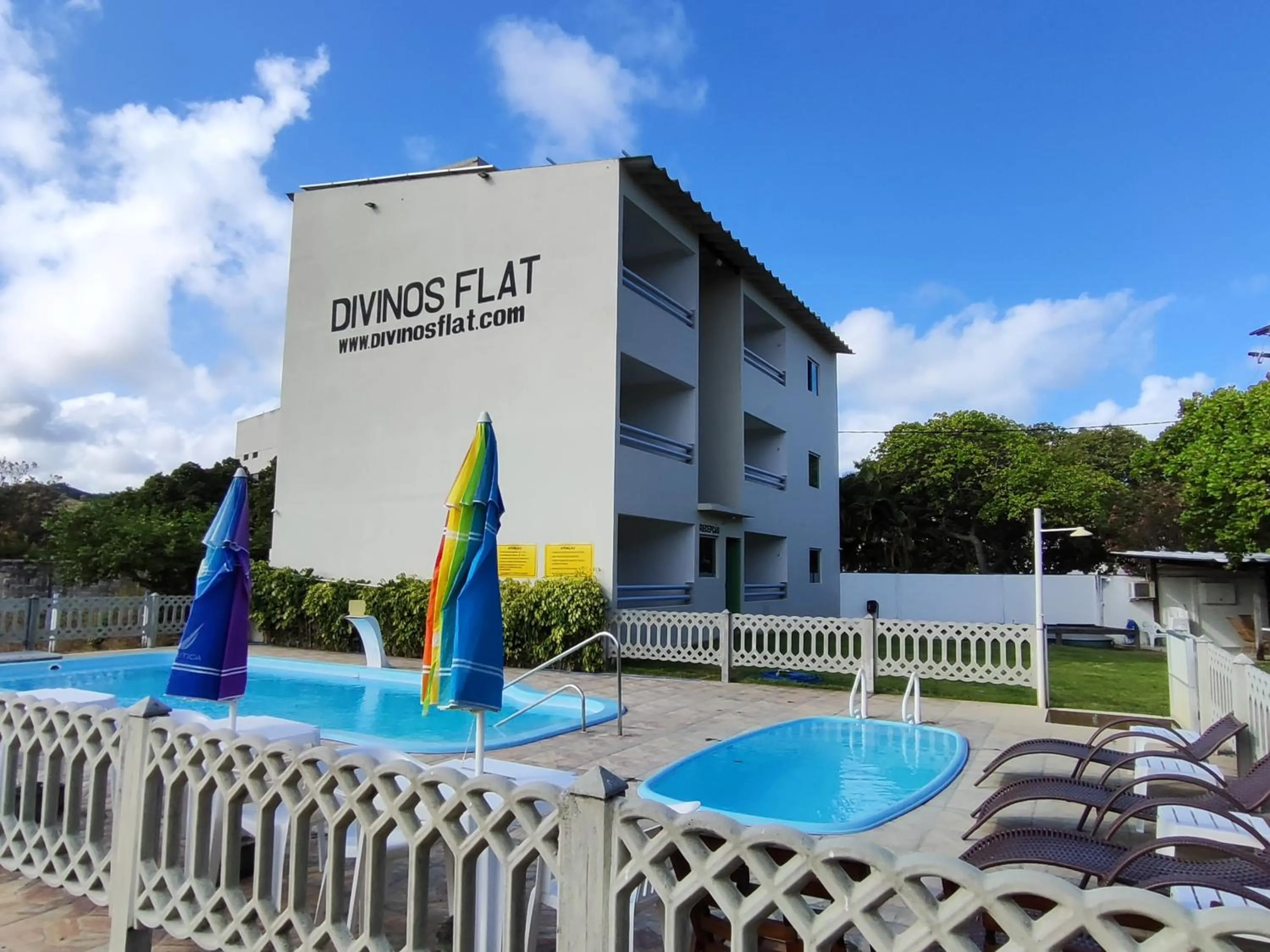 Property building in Divinos Flat Carneiros