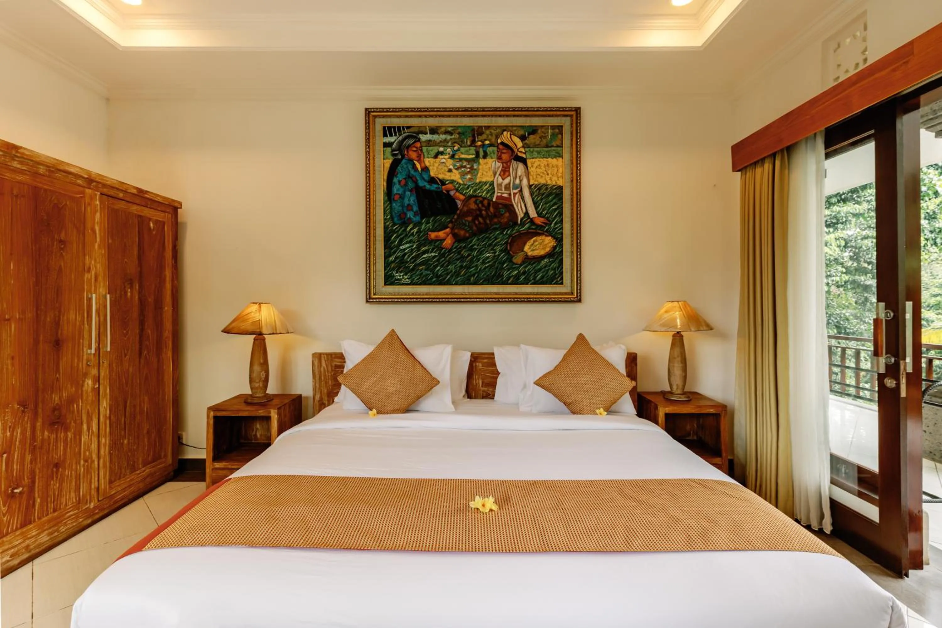 Bed in Puri Payogan Villa