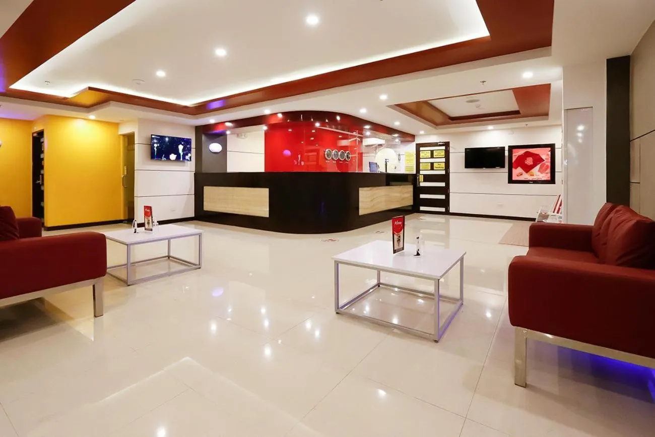 Lobby or reception in Hotel Sogo - Monumento, LRT Station