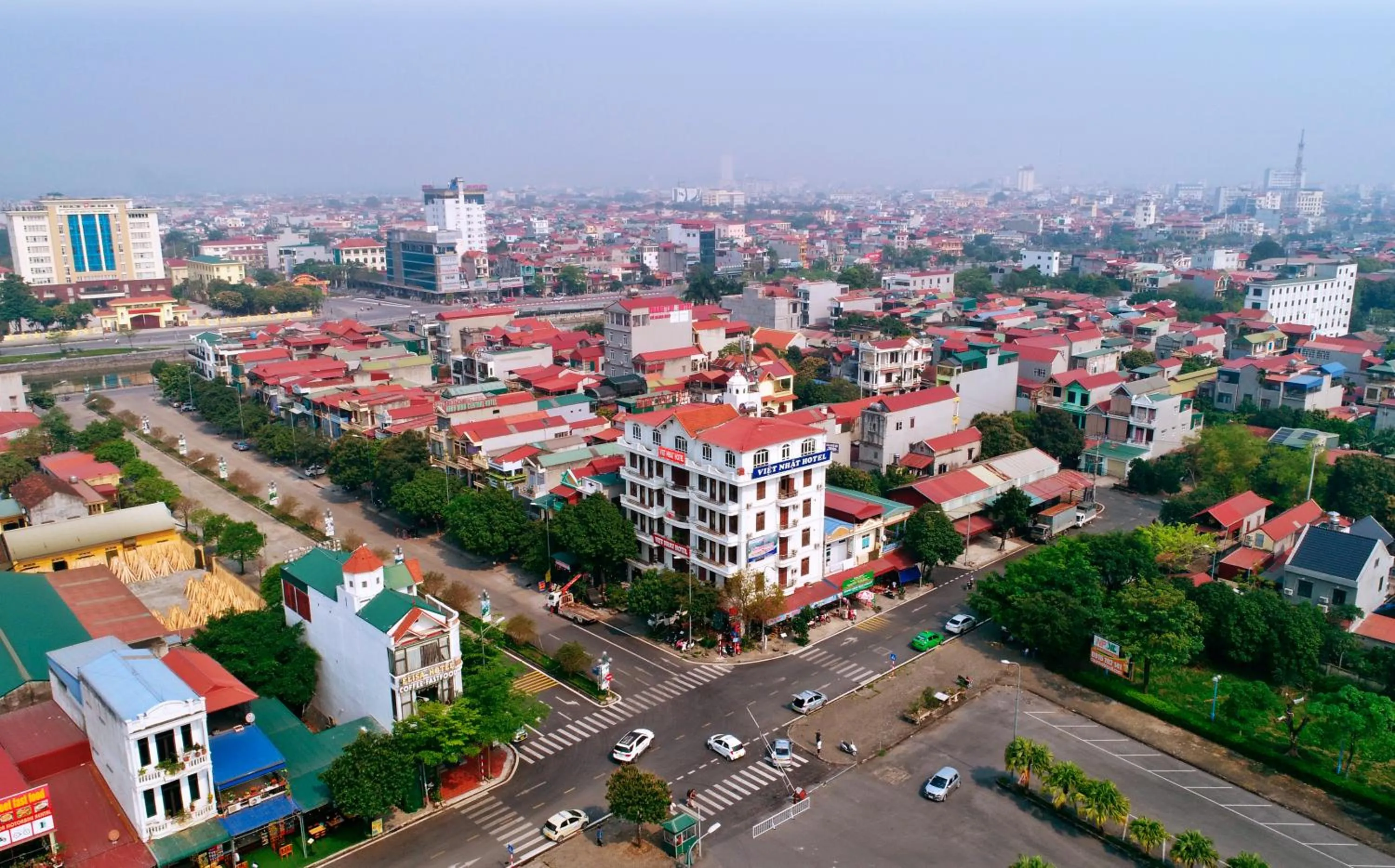 Property building in Viet Nhat Hotel