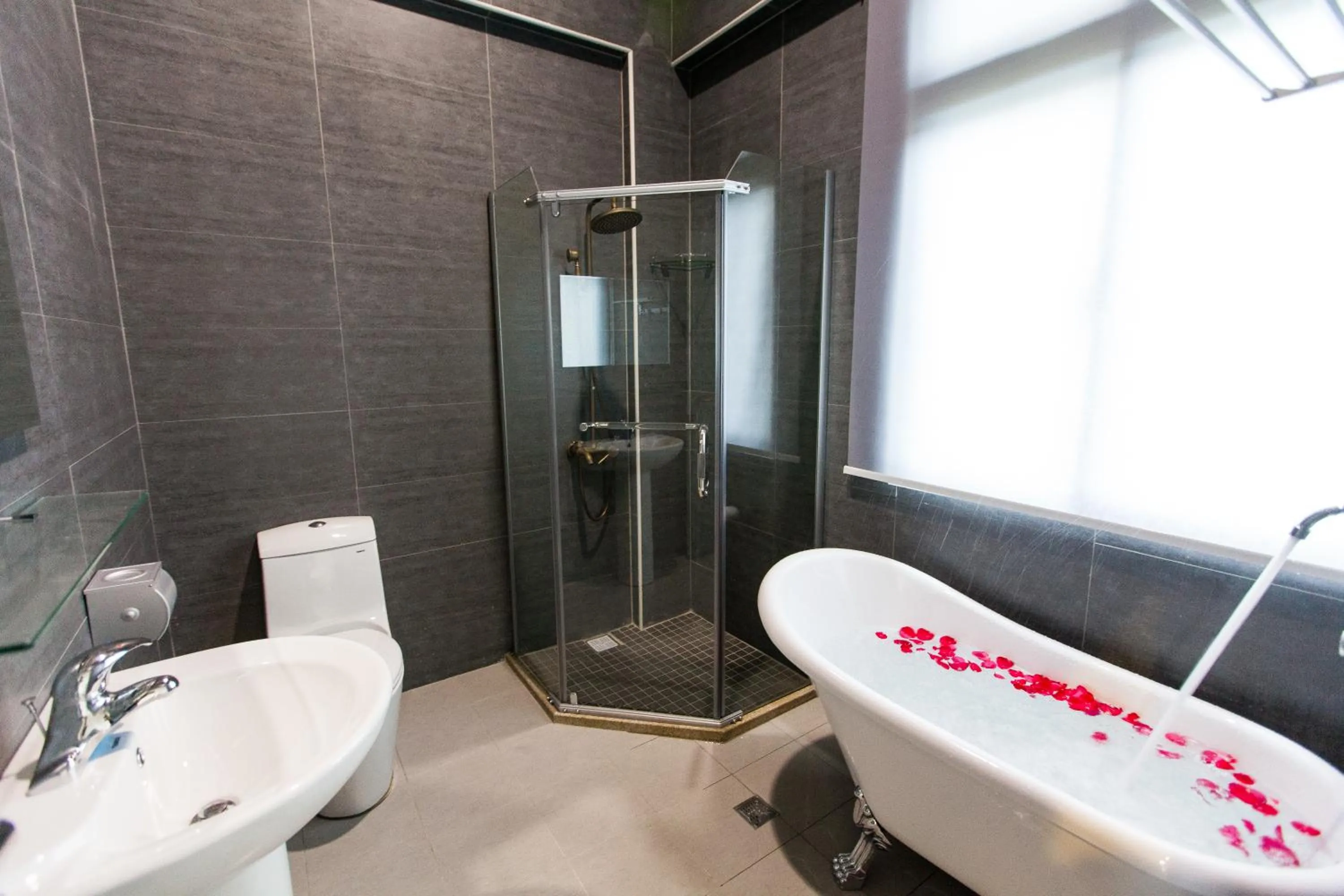 Bathroom in Summer Rocker Villa