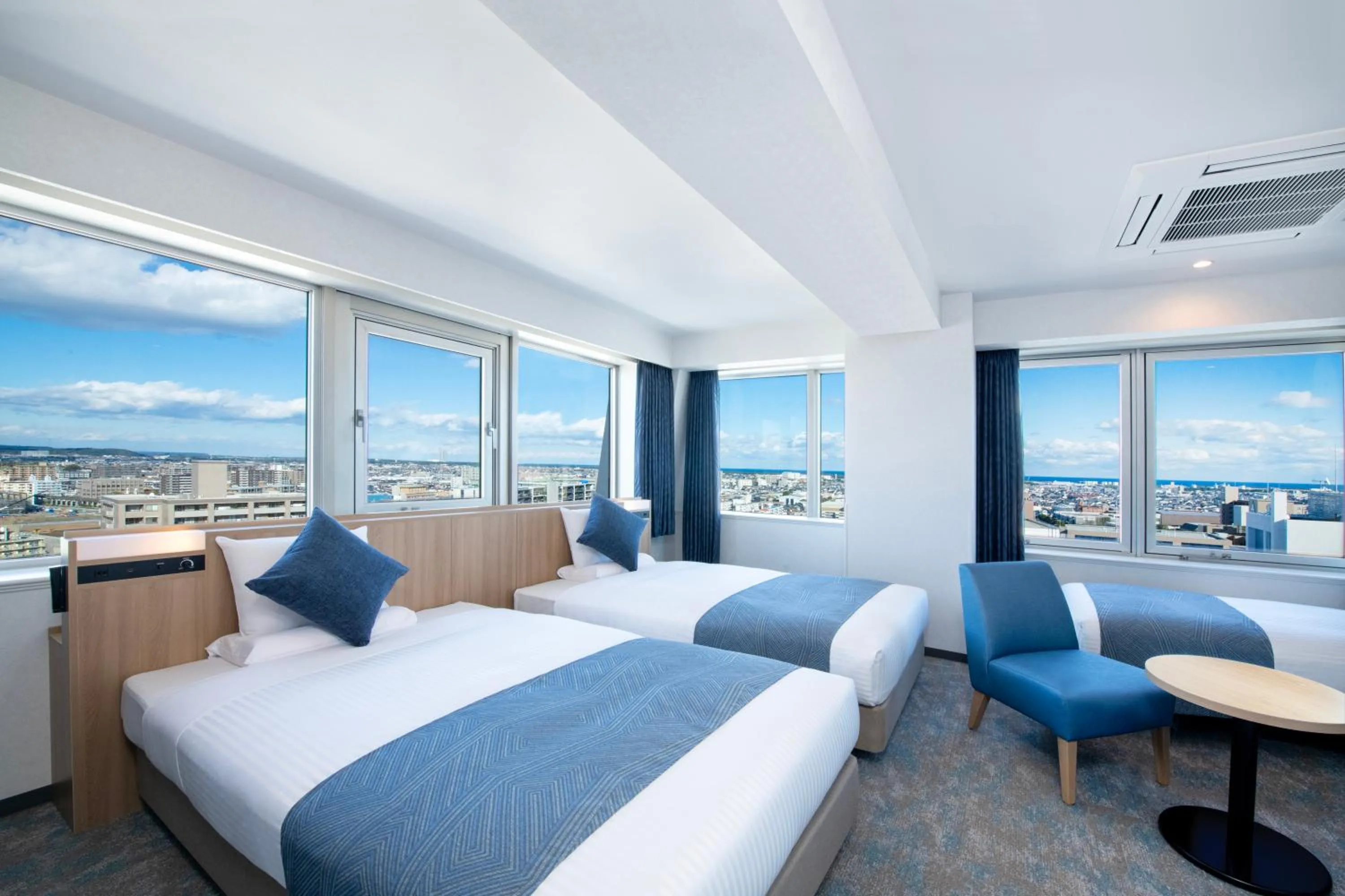 Photo of the whole room, Bed in ART HOTEL Miyazaki Sky Tower