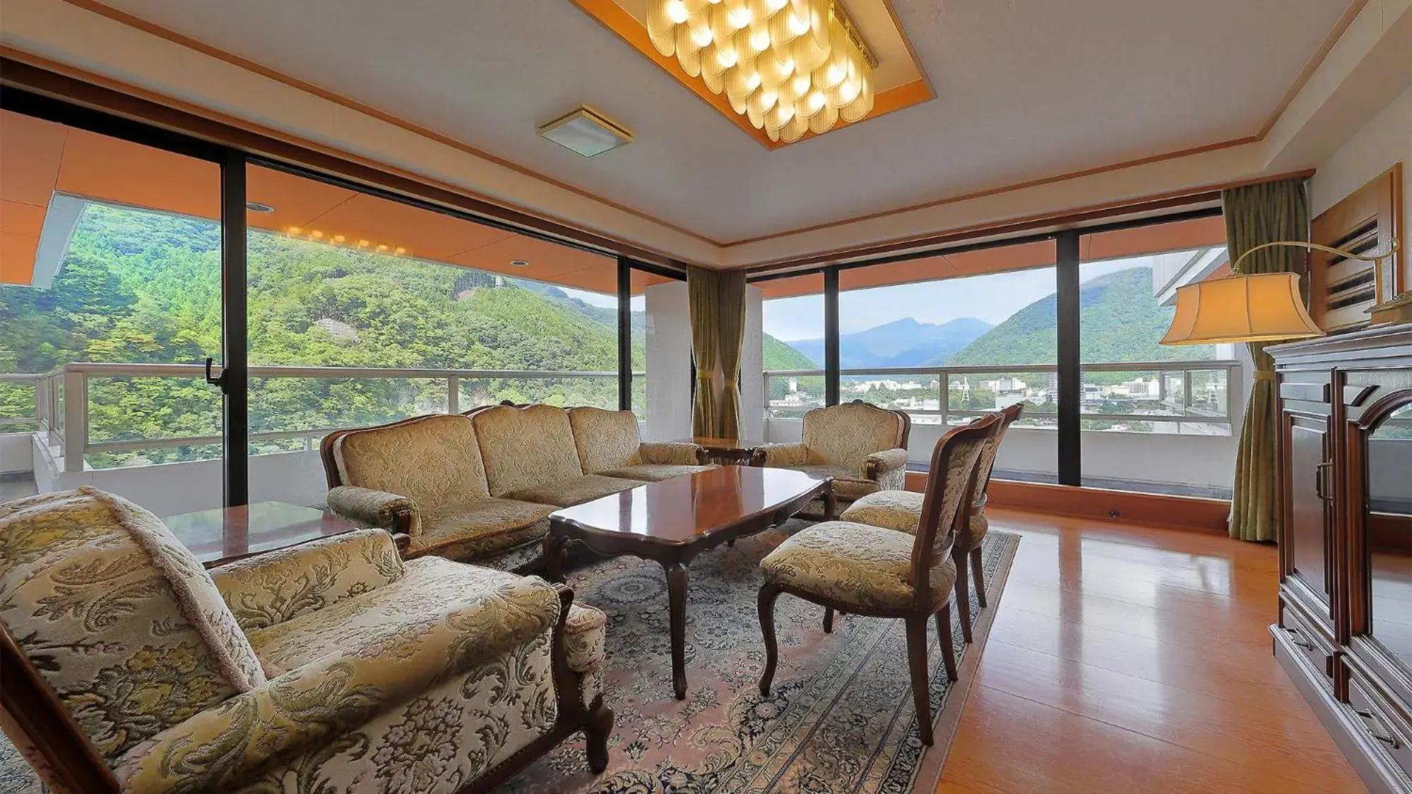 Luxury Quadruple Room in Hotel Sunshine Kinugawa Luxury Quadruple Room in Hotel Sunshine Kinugawa