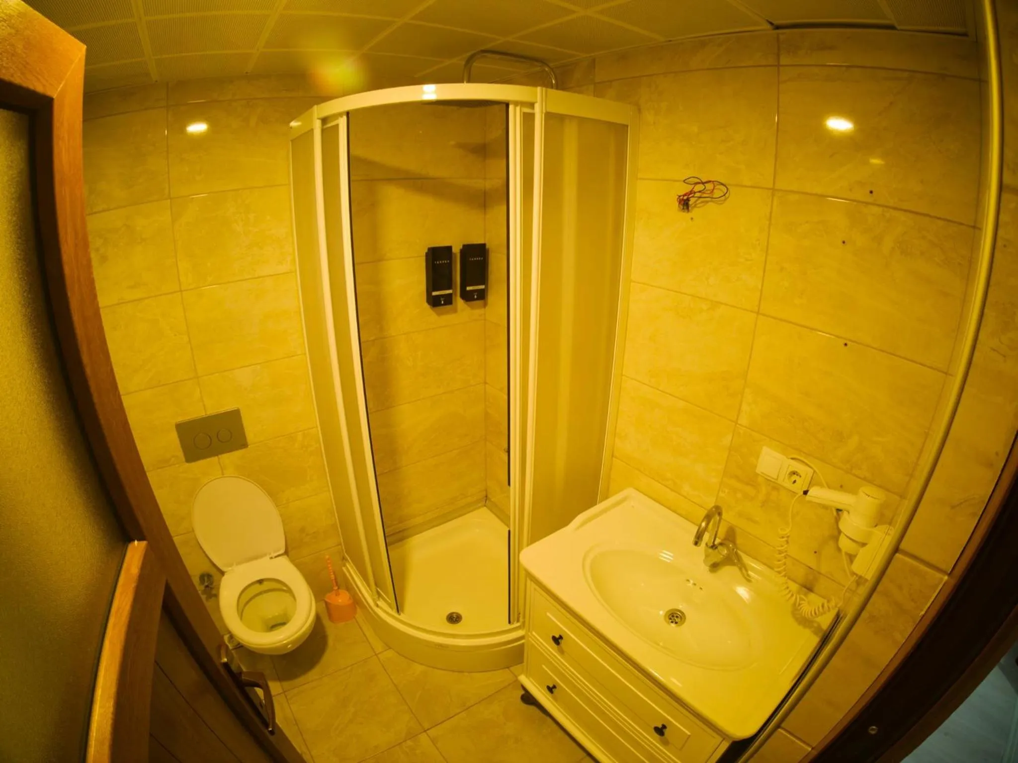 Shower in Kusva Apart