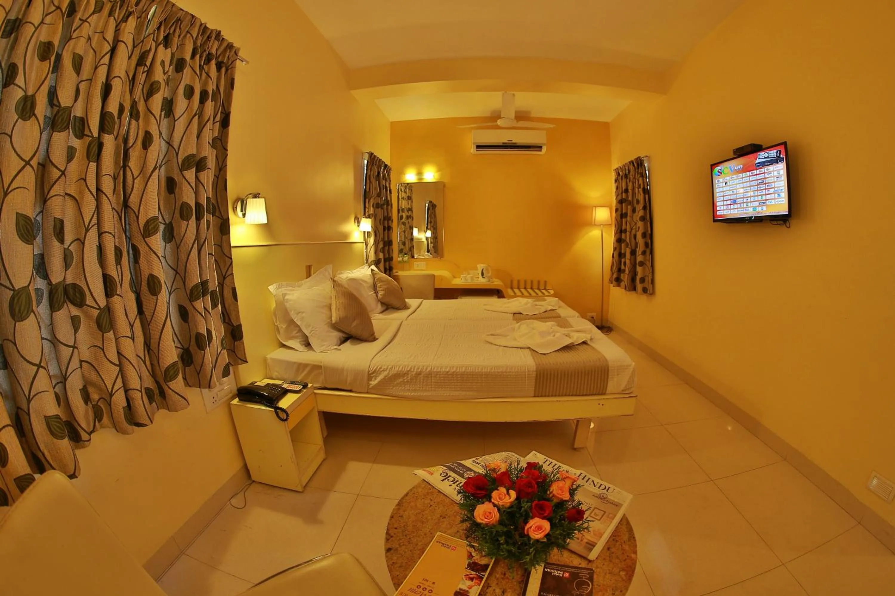 Photo of the whole room, Bed in Hotel Pandian