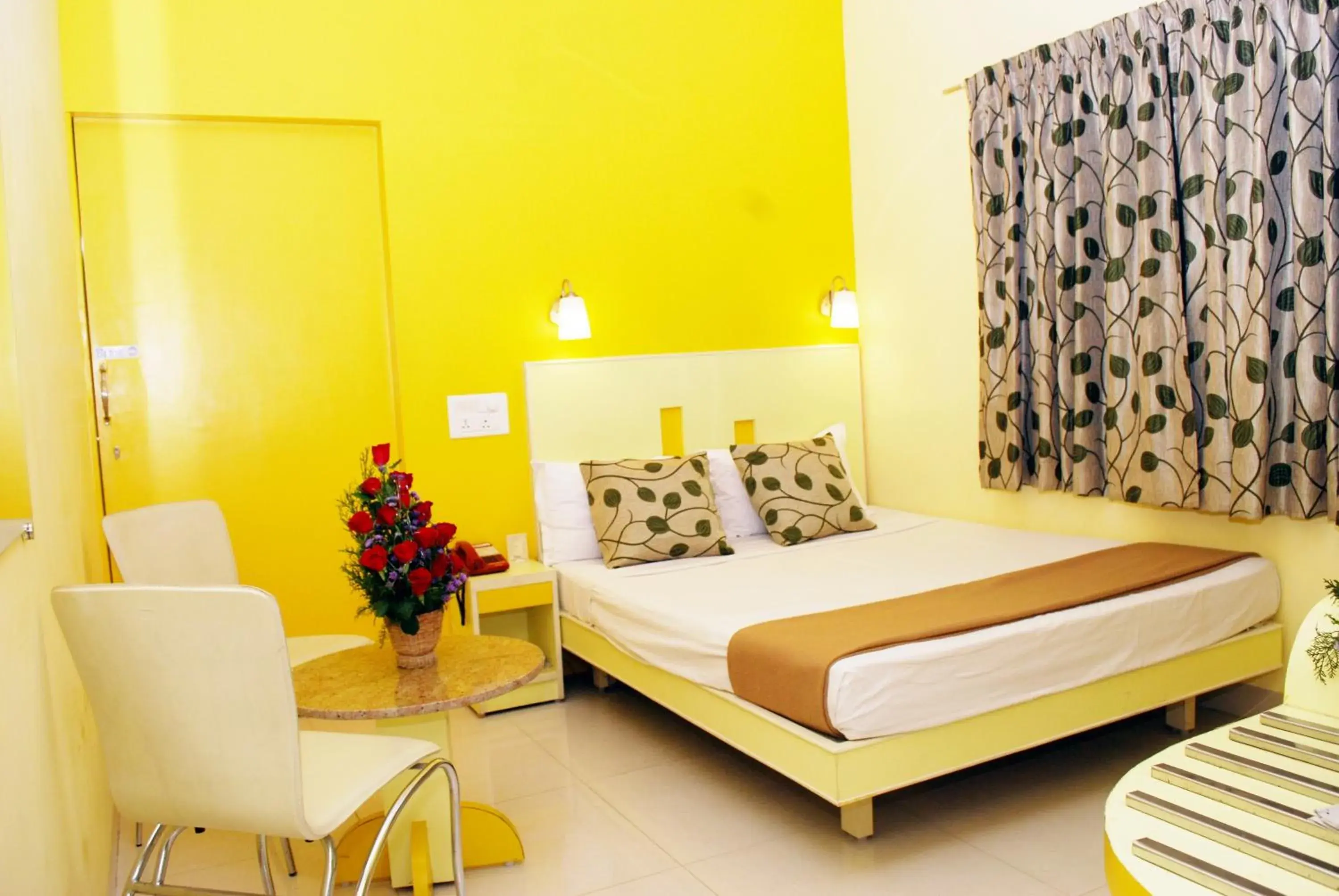 Executive Double Room with Fan - single occupancy in Hotel Pandian Executive Double Room with Fan - single occupancy in Hotel Pandian